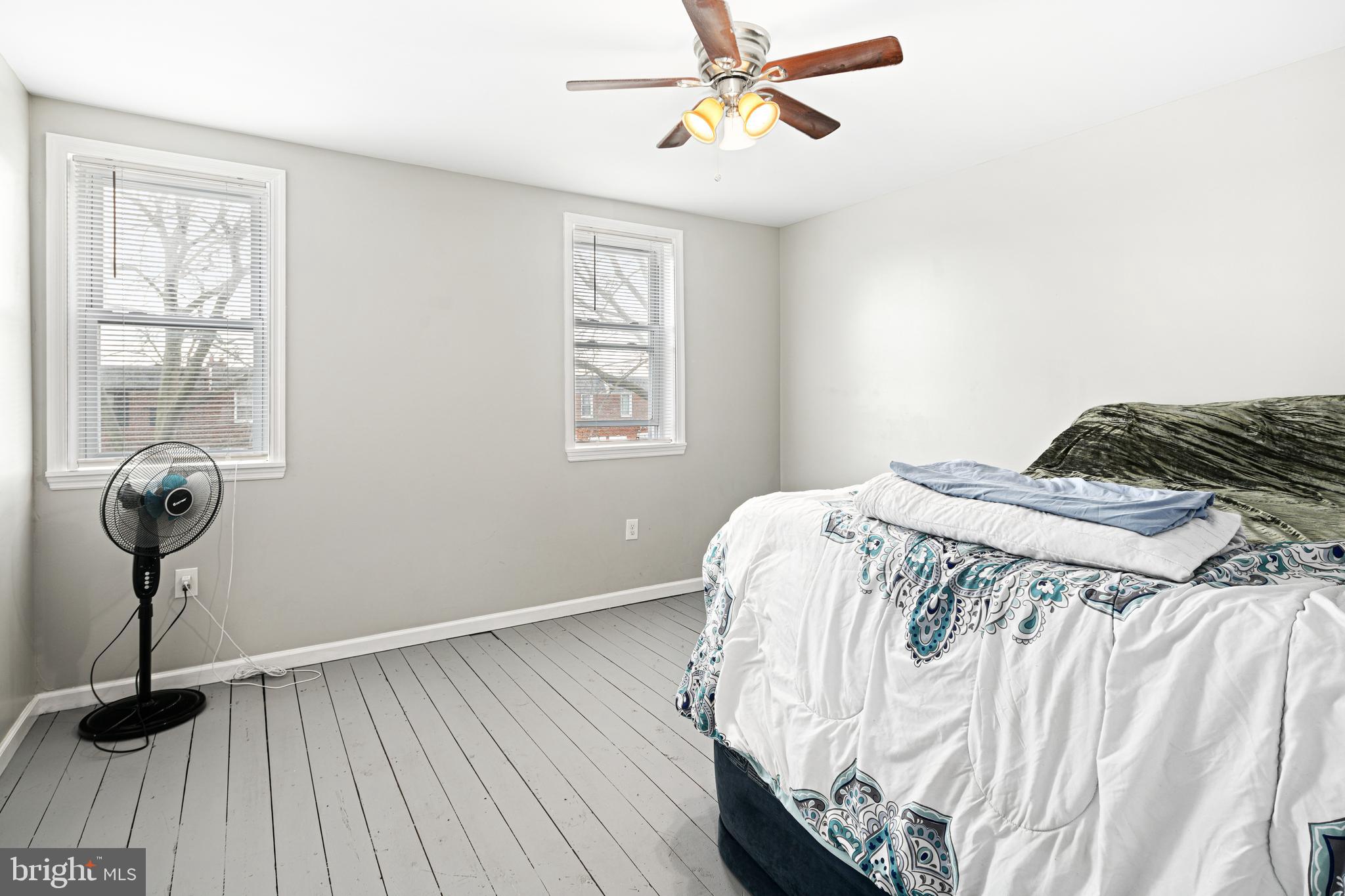 OXFORD CIRCLE - Residential