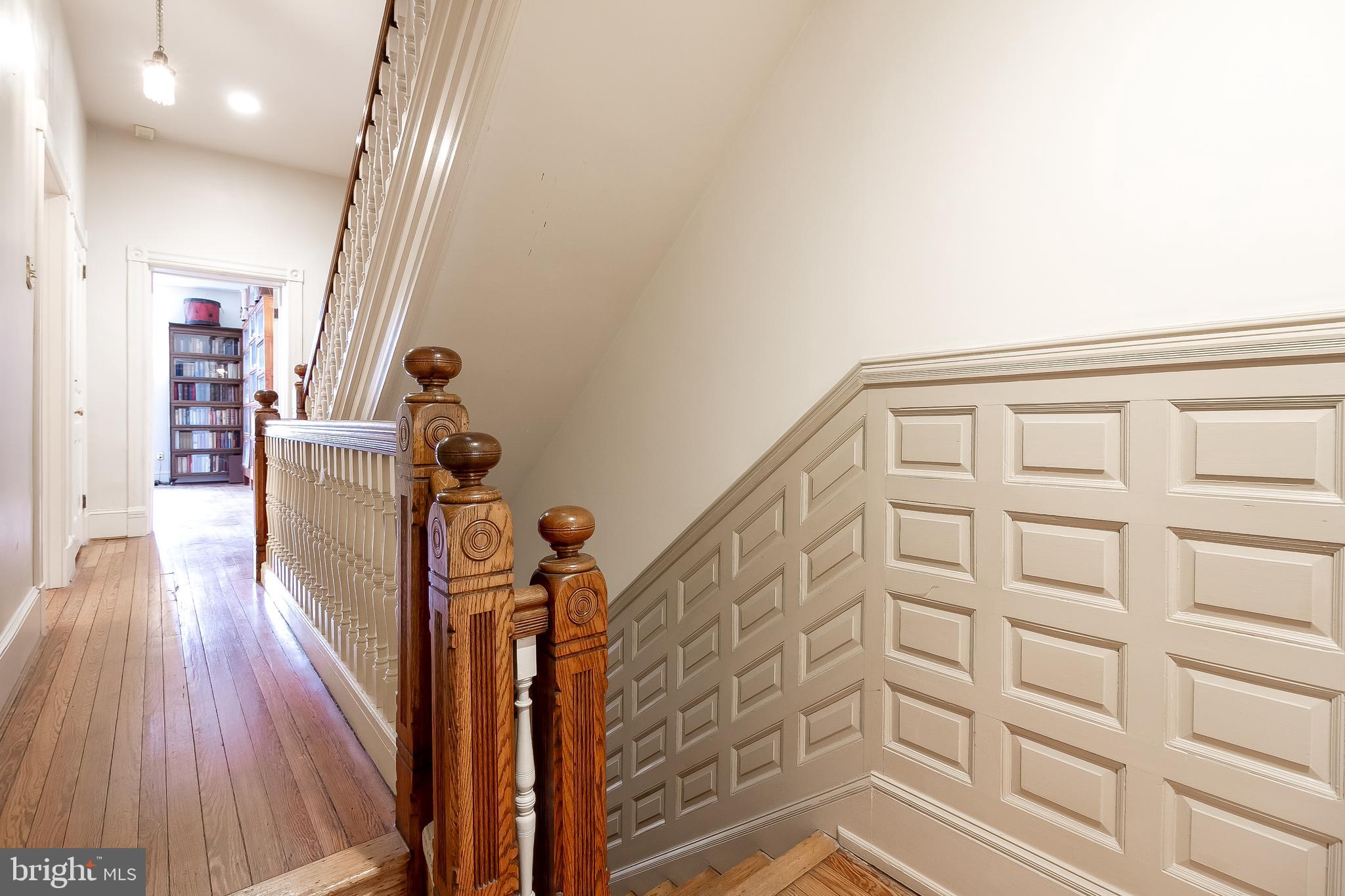 CAPITOL HILL - Residential