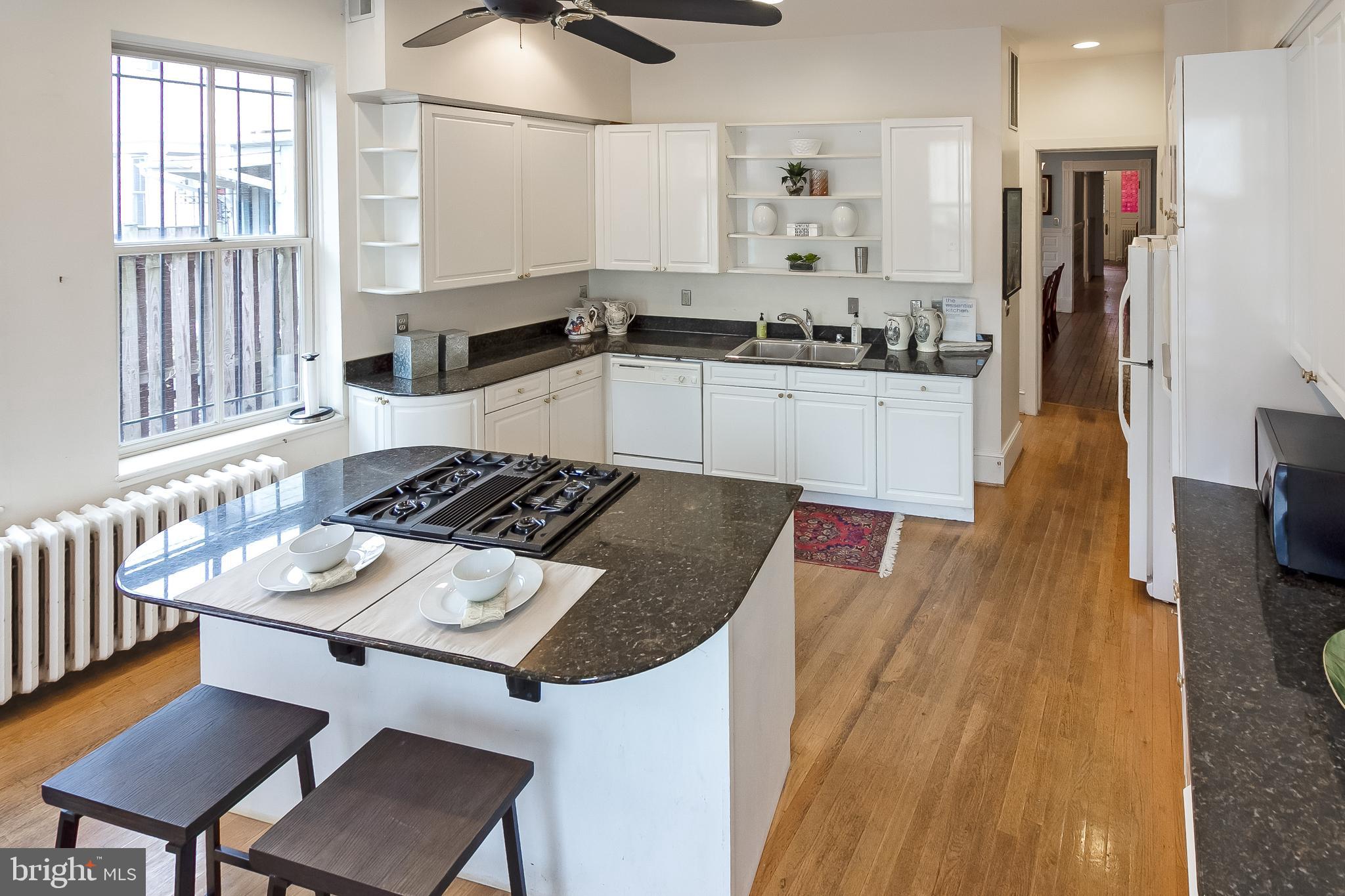 CAPITOL HILL - Residential
