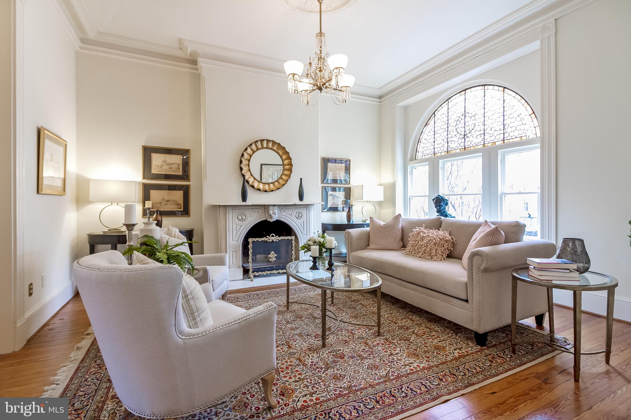 CAPITOL HILL - Residential