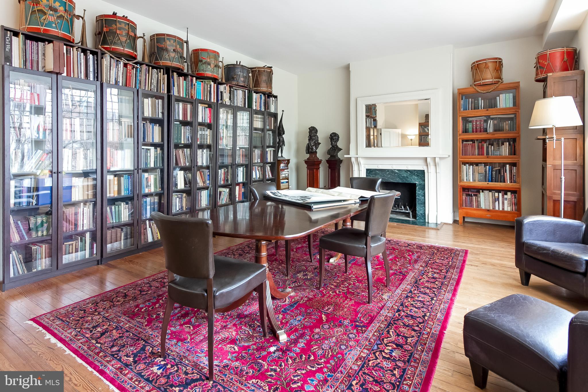 CAPITOL HILL - Residential