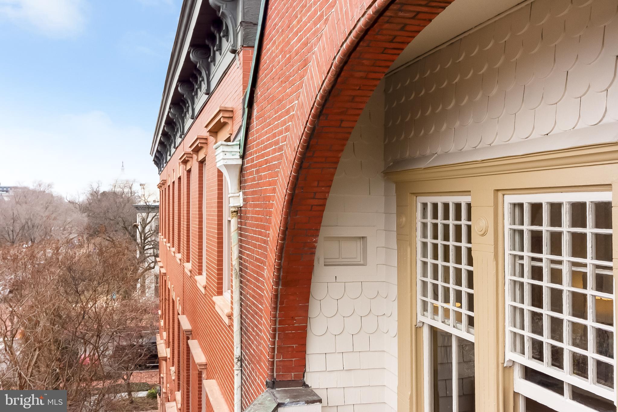 CAPITOL HILL - Residential