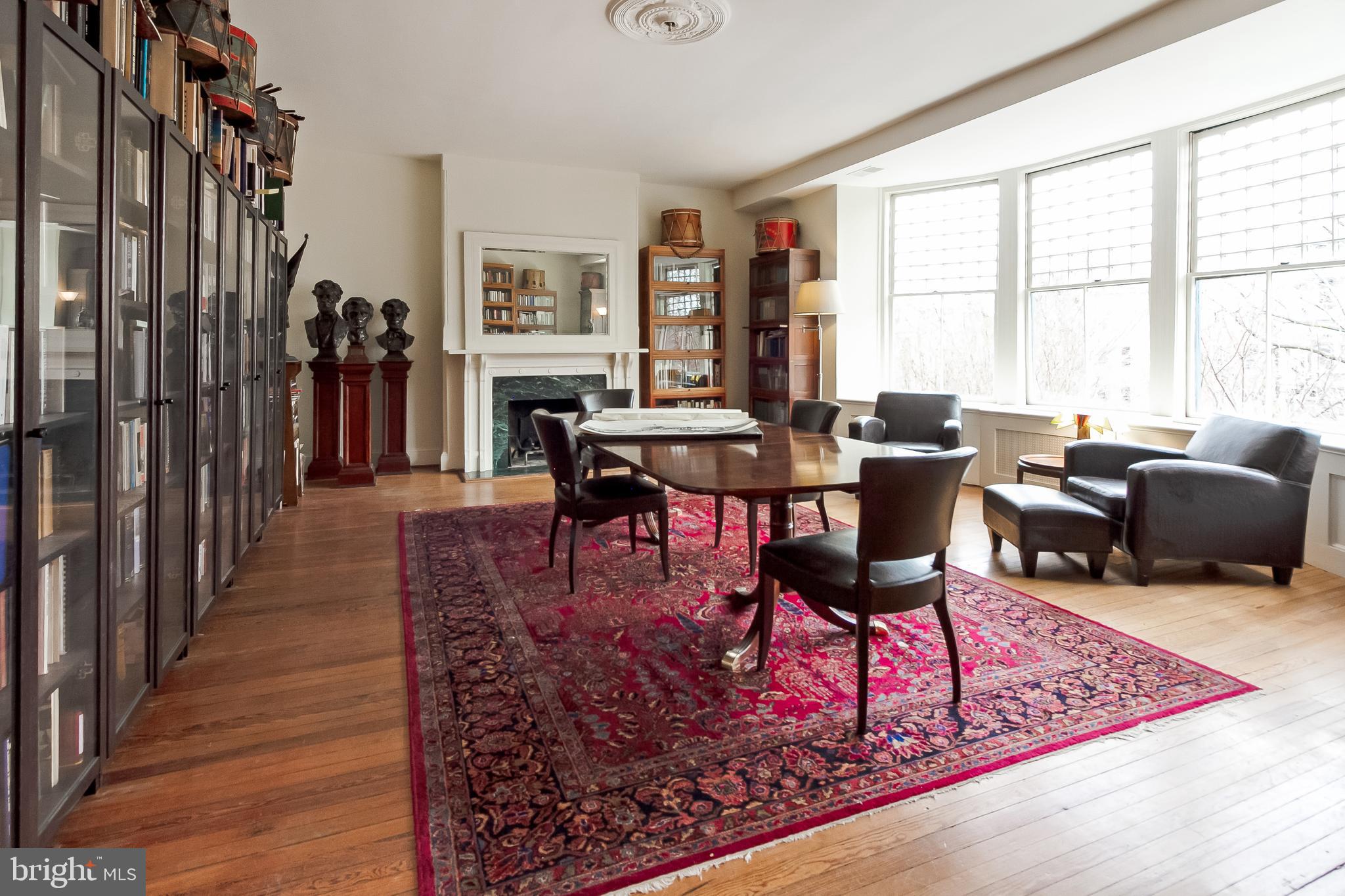 CAPITOL HILL - Residential