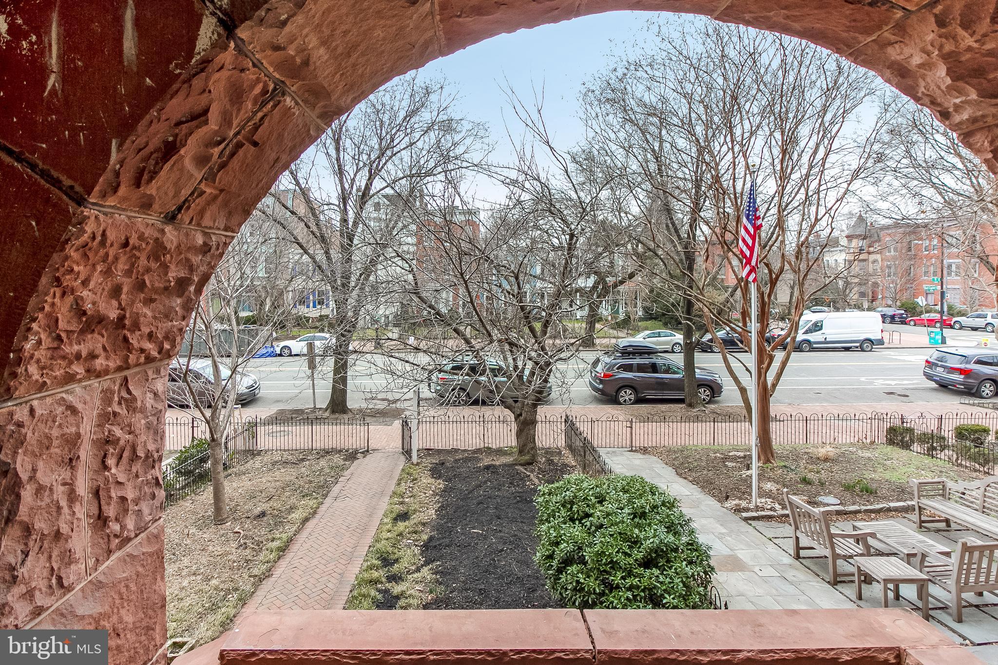 CAPITOL HILL - Residential