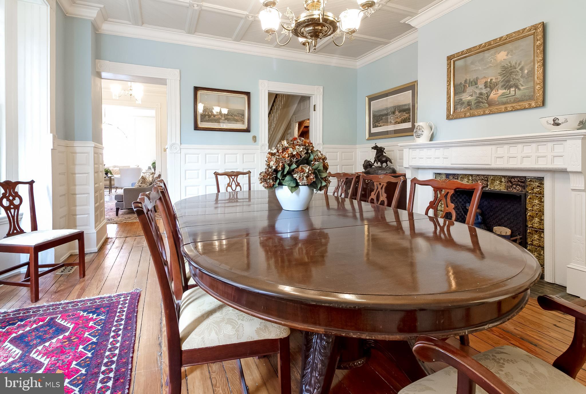 CAPITOL HILL - Residential