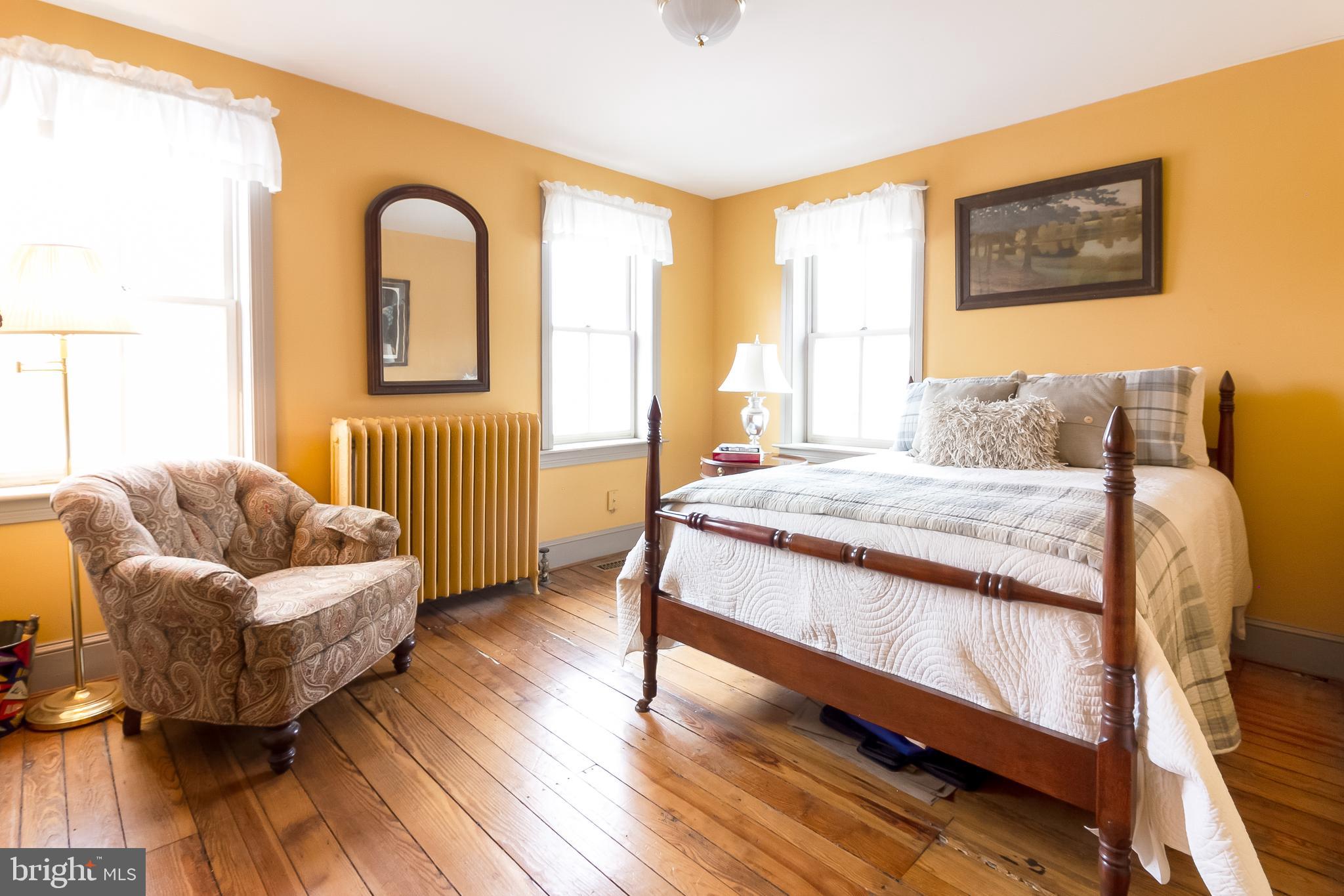 CAPITOL HILL - Residential