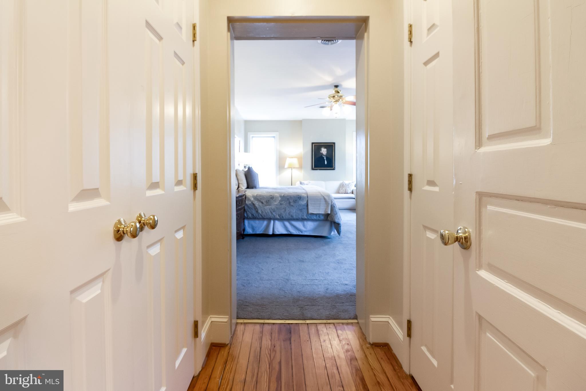 CAPITOL HILL - Residential