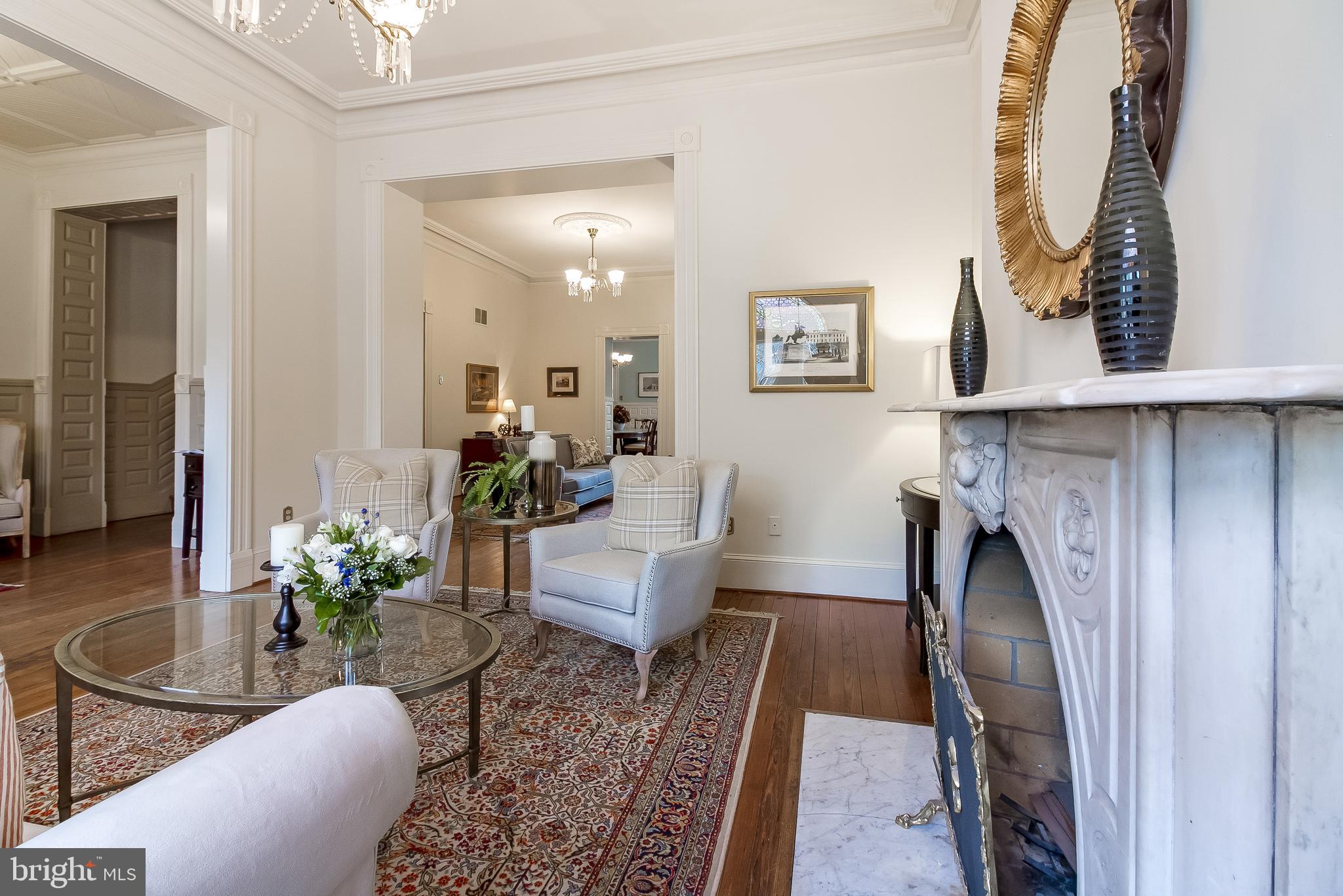 CAPITOL HILL - Residential