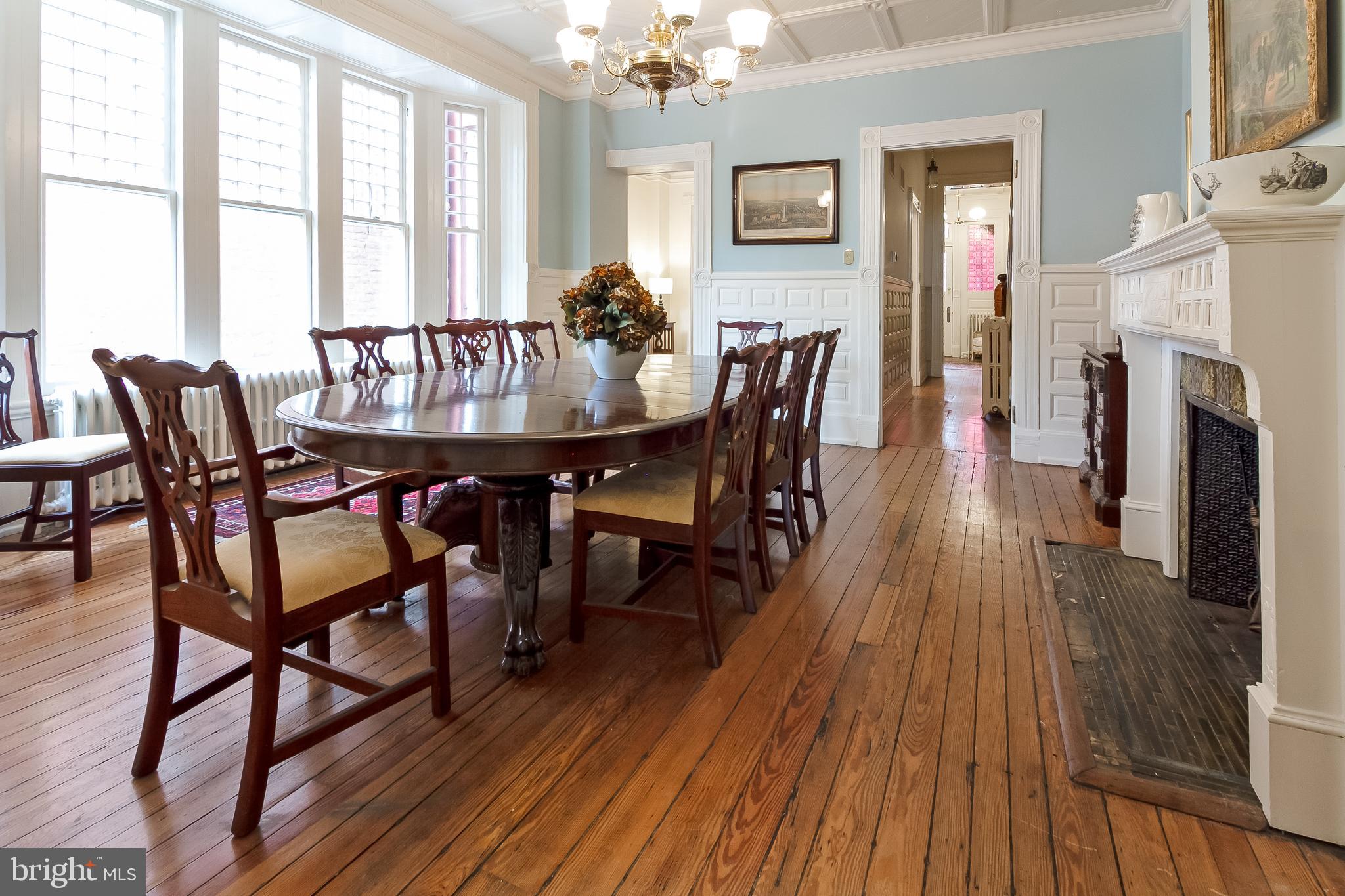 CAPITOL HILL - Residential