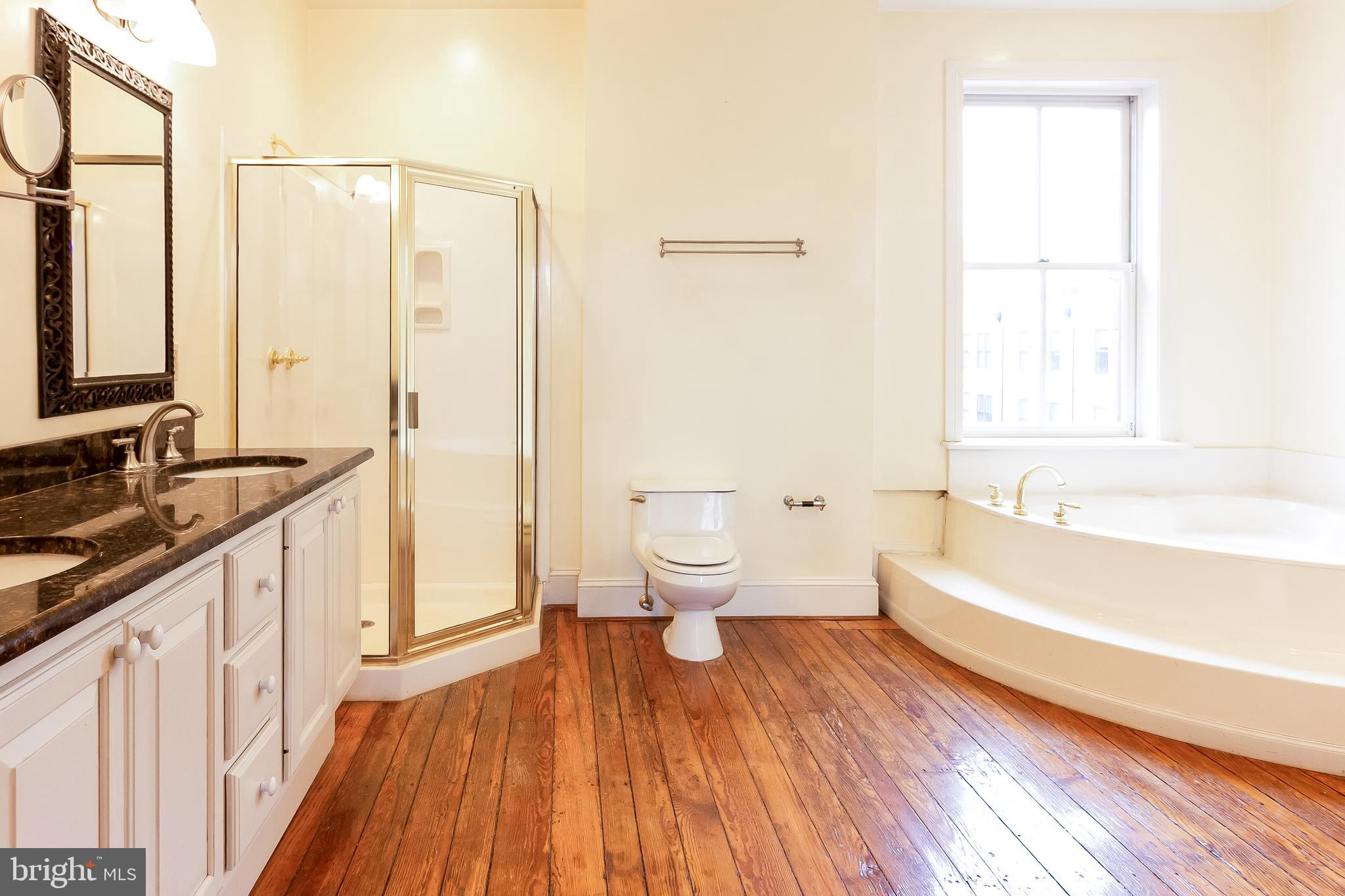 CAPITOL HILL - Residential