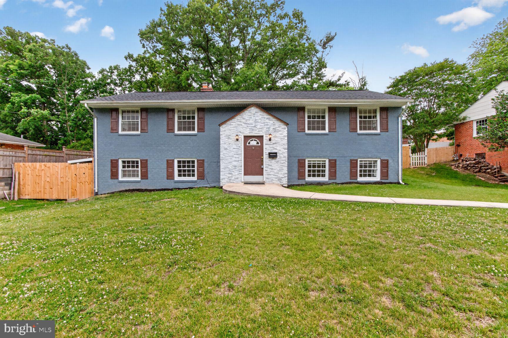 CALVERTON - Residential