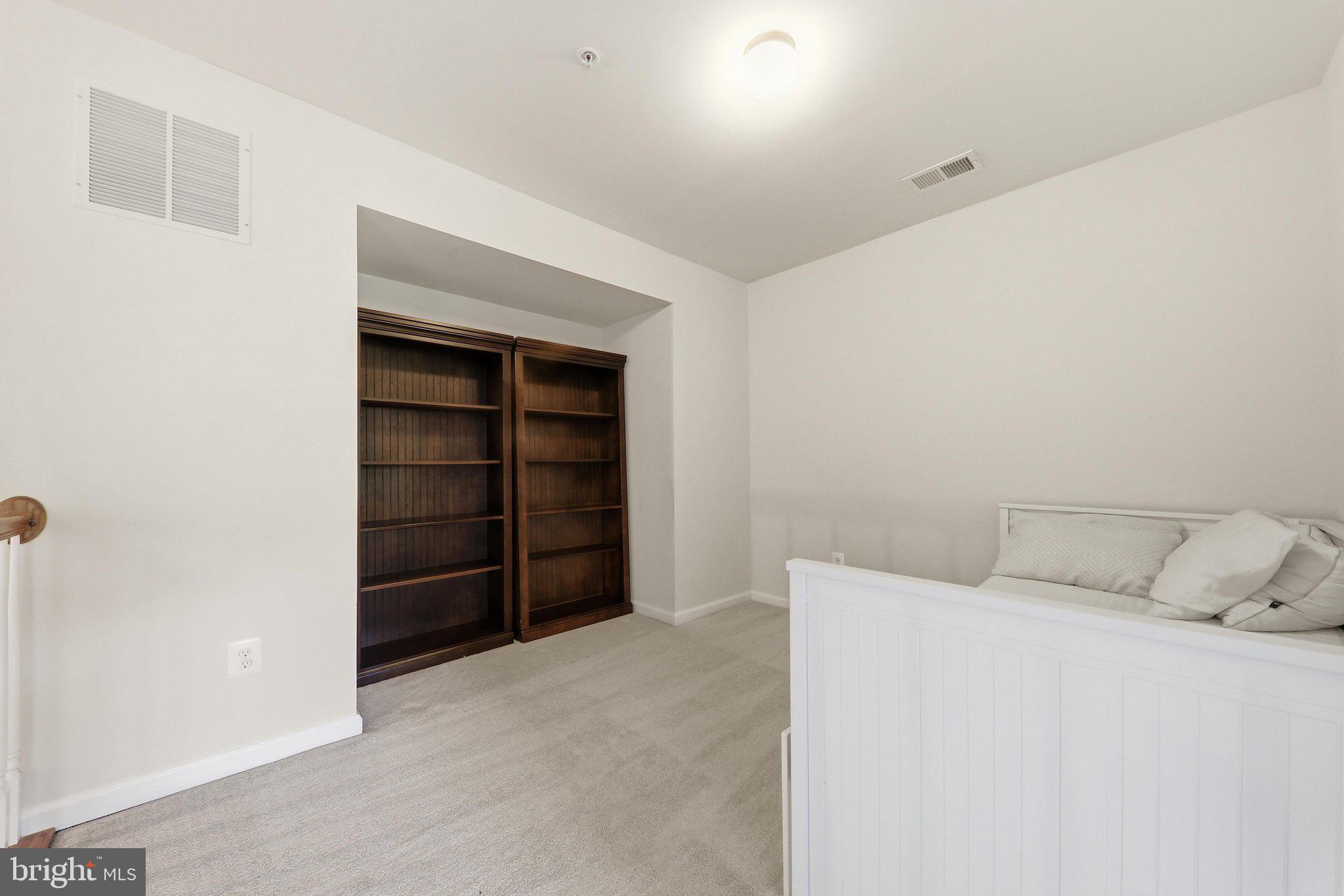 GATEWAY COMMONS - Residential