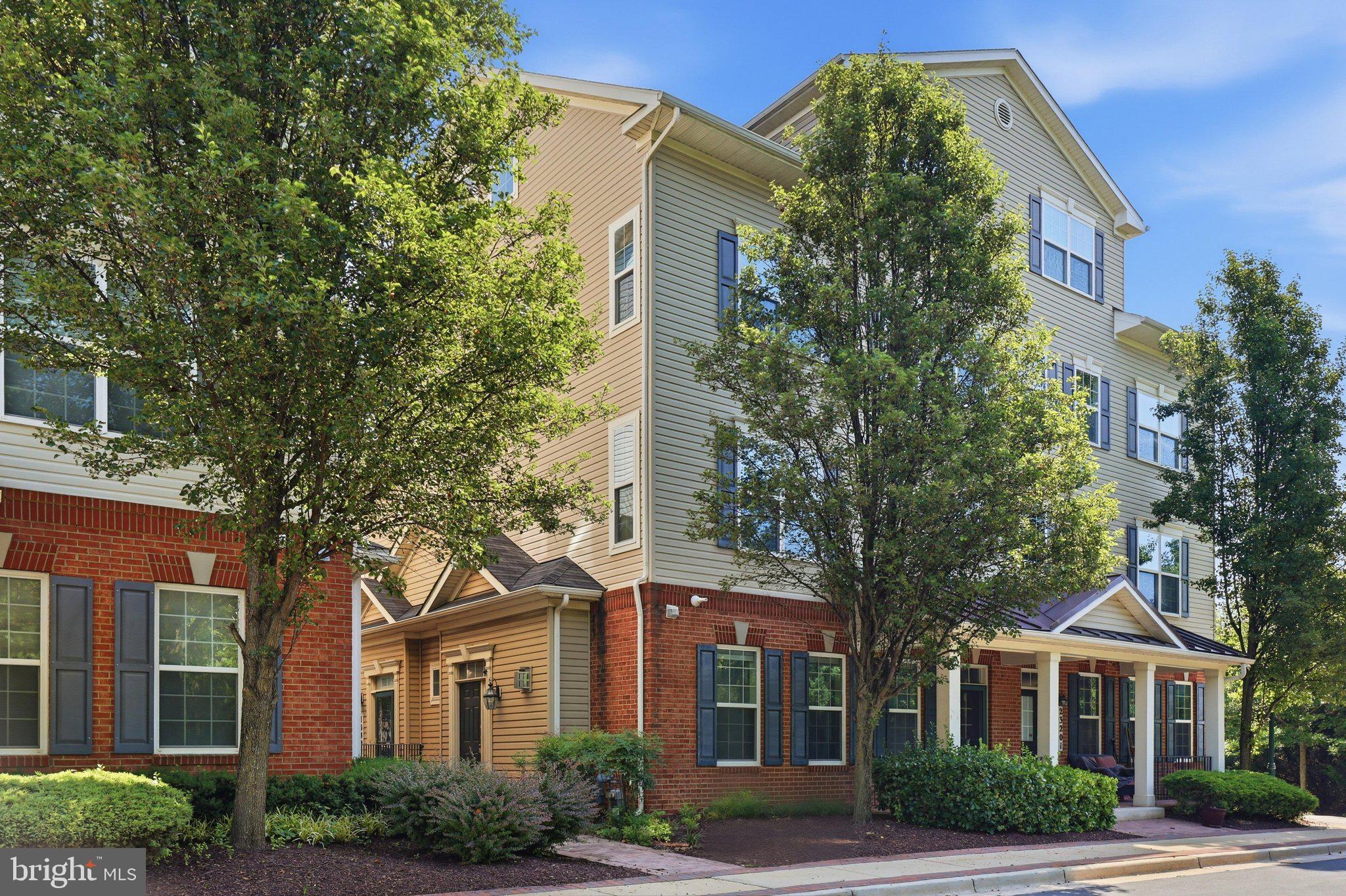 GATEWAY COMMONS - Residential