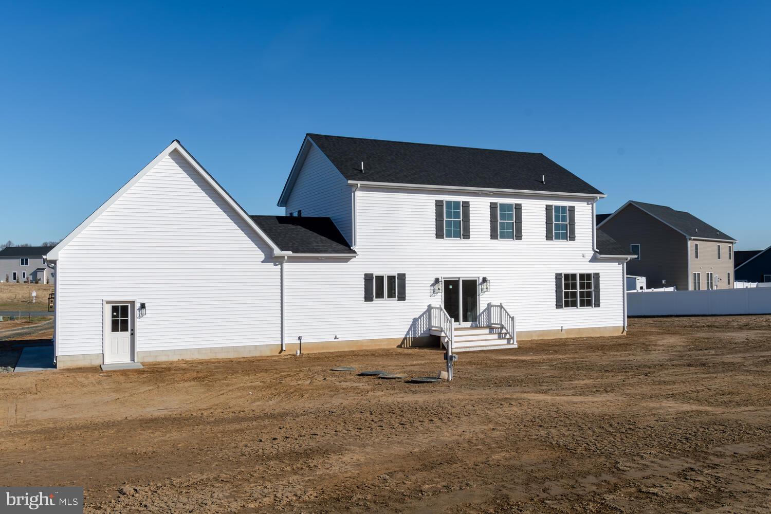 EAGLE MANOR - Residential