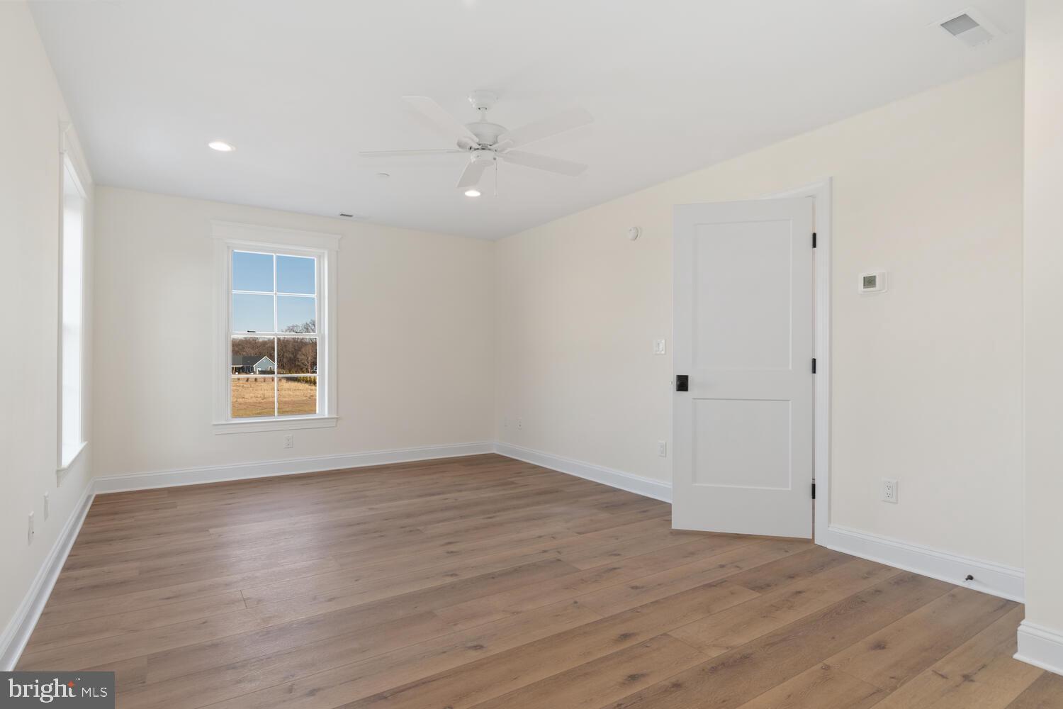 EAGLE MANOR - Residential