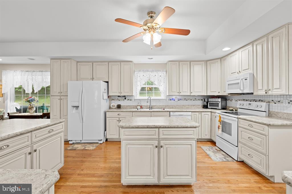 WALNUT SPRINGS ESTATES - Residential
