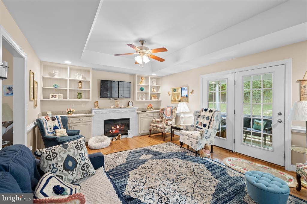 WALNUT SPRINGS ESTATES - Residential