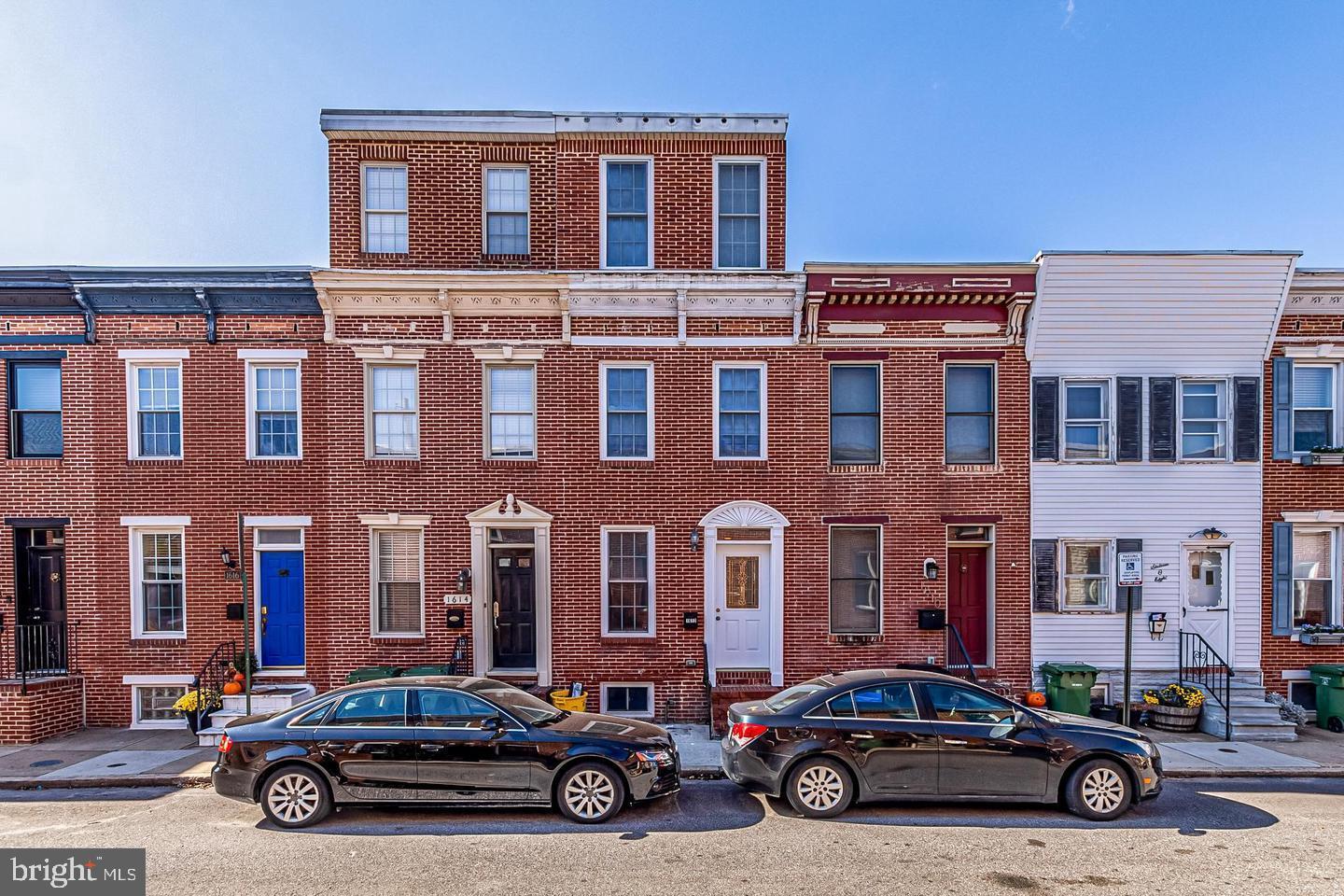 NEWLY RENOVATED 4 STORY HOME IN THE HEART OF FEDERAL HILL ON QUIET AND SOUGHT AFTER BLOCK NOW AVAILABLE. GLISTENING HARDWOODS CASCADE THROUGHOUT. ENJOY CUSTOM CABINETRY, UPGRADED TRIM AND PAINT PACKAGE, IMPORTED TILE, GORGEOUS COUNTERTOPS, SS APPLIANCES IN DESIGNER CHEF'S KITCHEN. TONS OF NATURAL LIGHT. FINISHED LOWER LEVEL. HIGH CEILINGS. TONS OF STORAGE. WALK-IN SHOWERS. WALK-IN CLOSETS. SPACIOUS 4 BEDROOMS WITH 4 BATHROOMS. EXPANSIVE COMPOSITE DECK OFF REAR BEDROOM. CLOSE PROXIMITY TO RETAIL SHOPPING, LOCAL DINING, AND ALL MAJOR HIGHWAYS. SCHEDULE A PRIVATE TOUR TODAY.