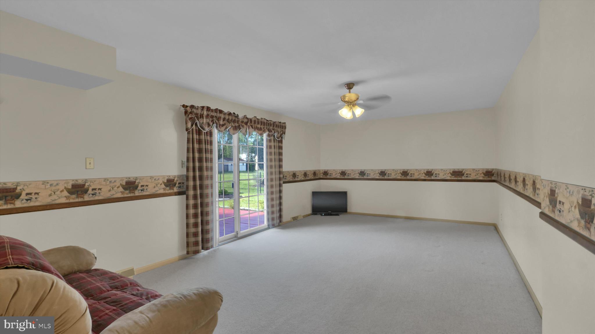 OAK WOOD EAST - Residential
