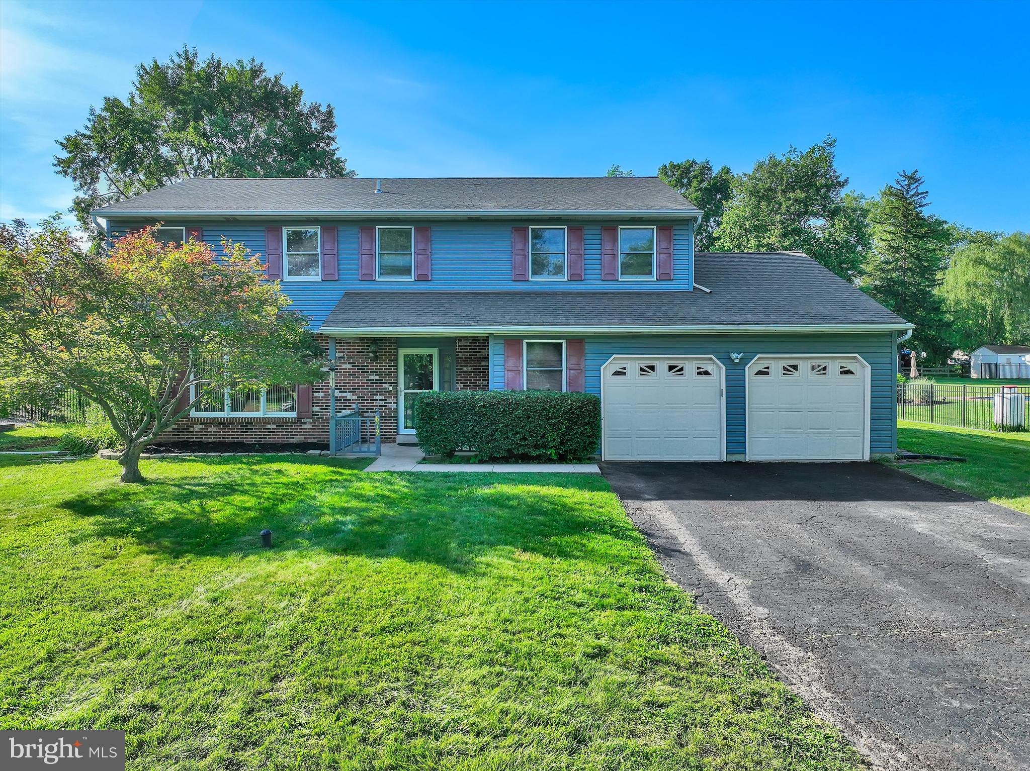 OAK WOOD EAST - Residential