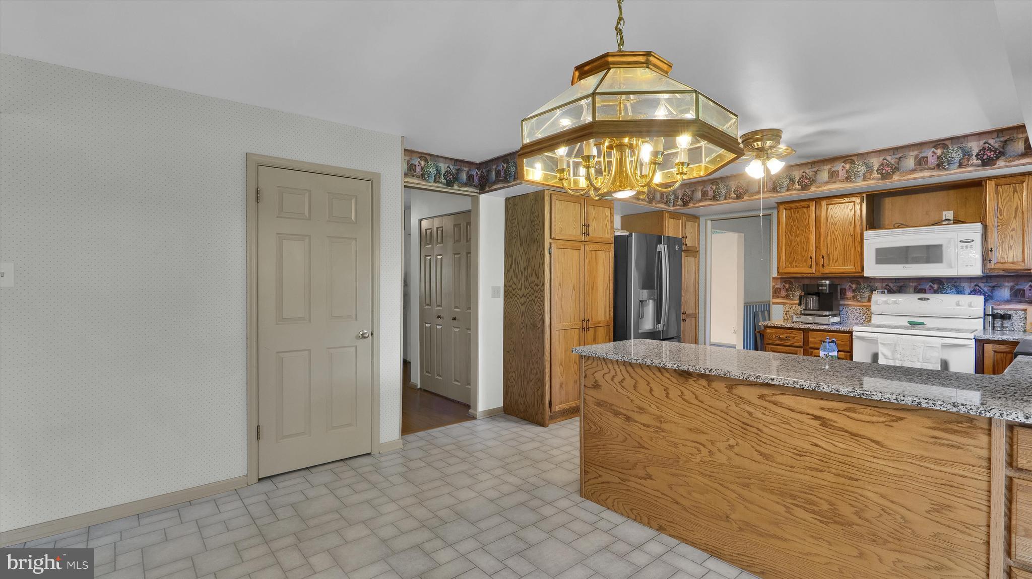 OAK WOOD EAST - Residential