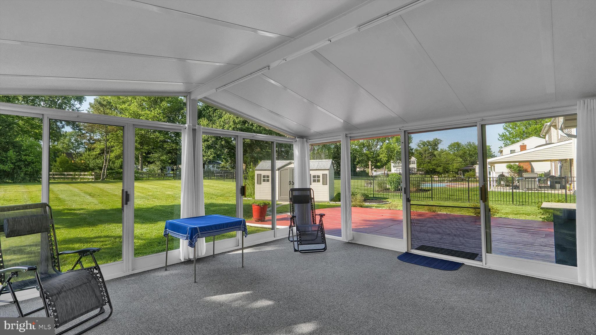 OAK WOOD EAST - Residential