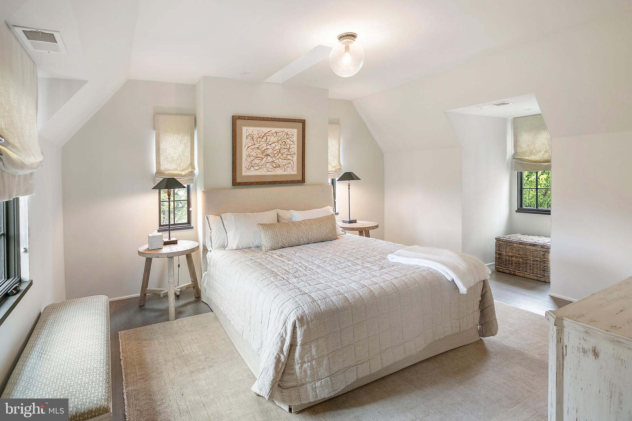 KENWOOD - Residential