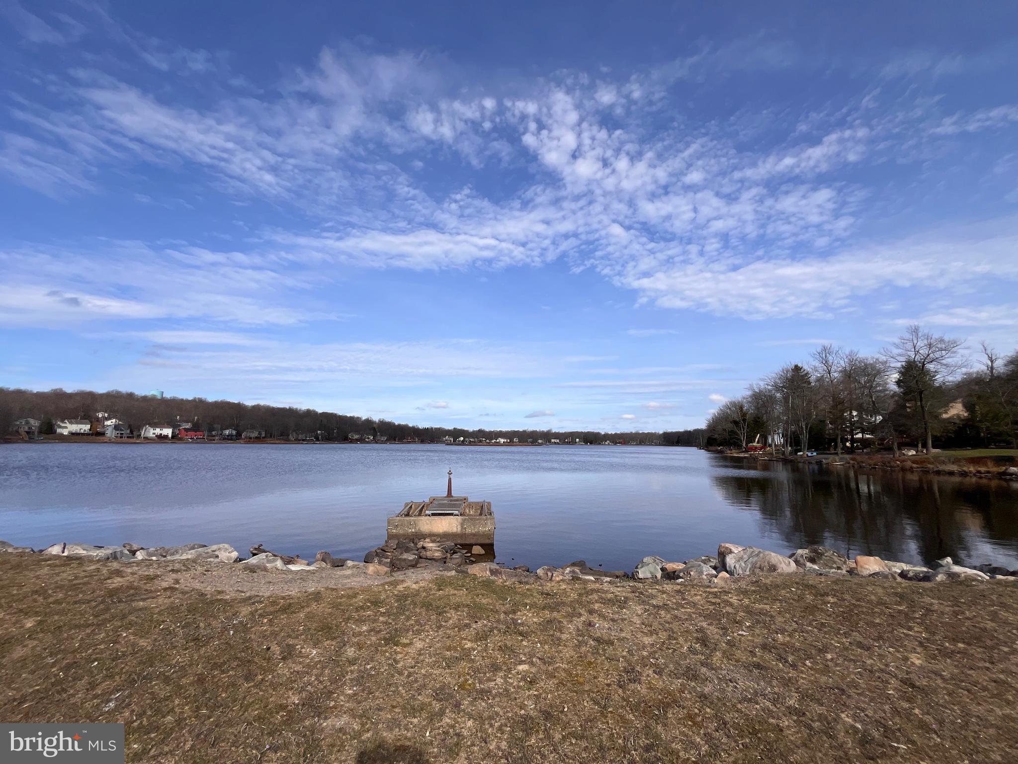 POCONO COUNTRY PLACE - Residential