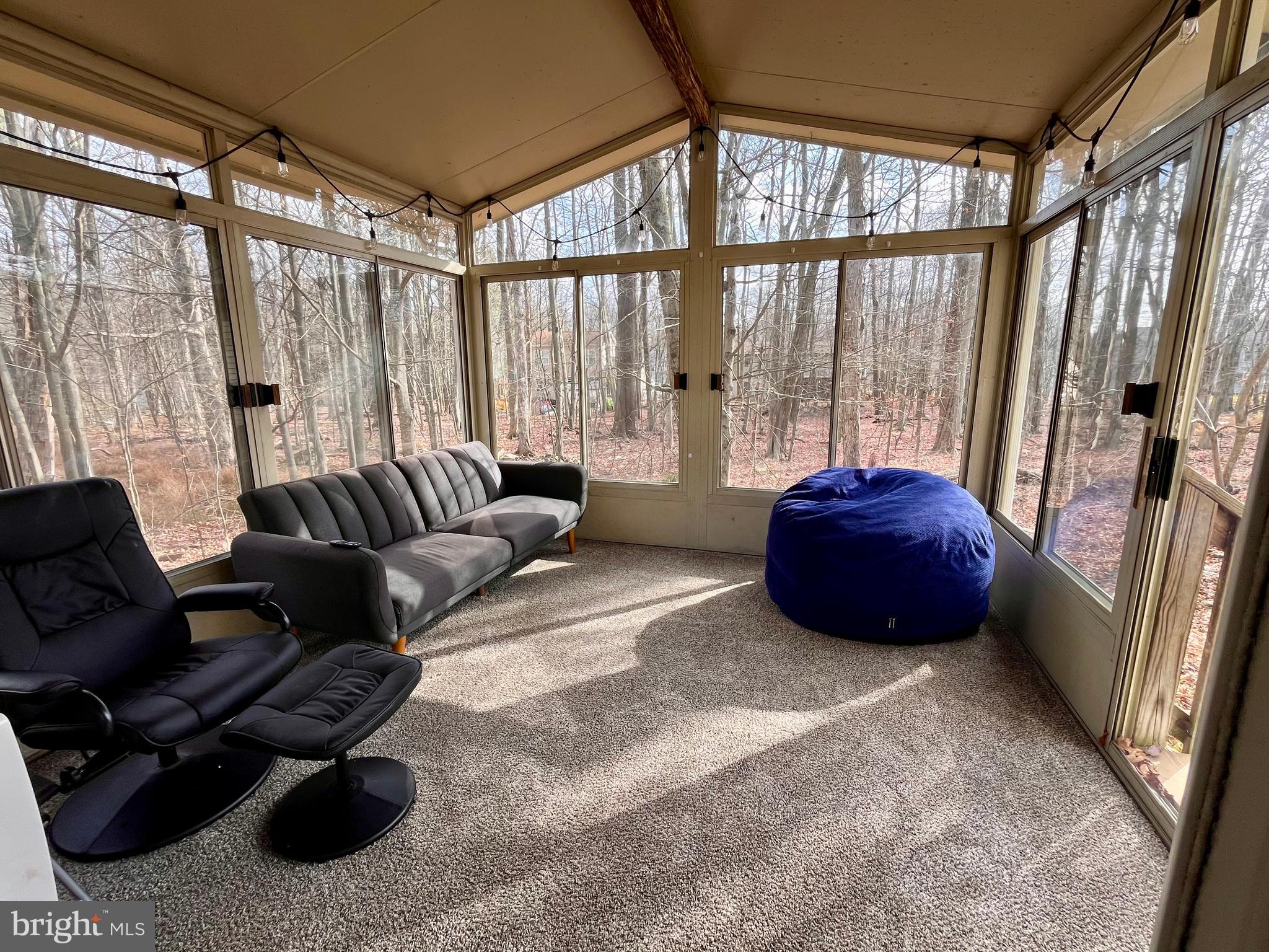 POCONO COUNTRY PLACE - Residential