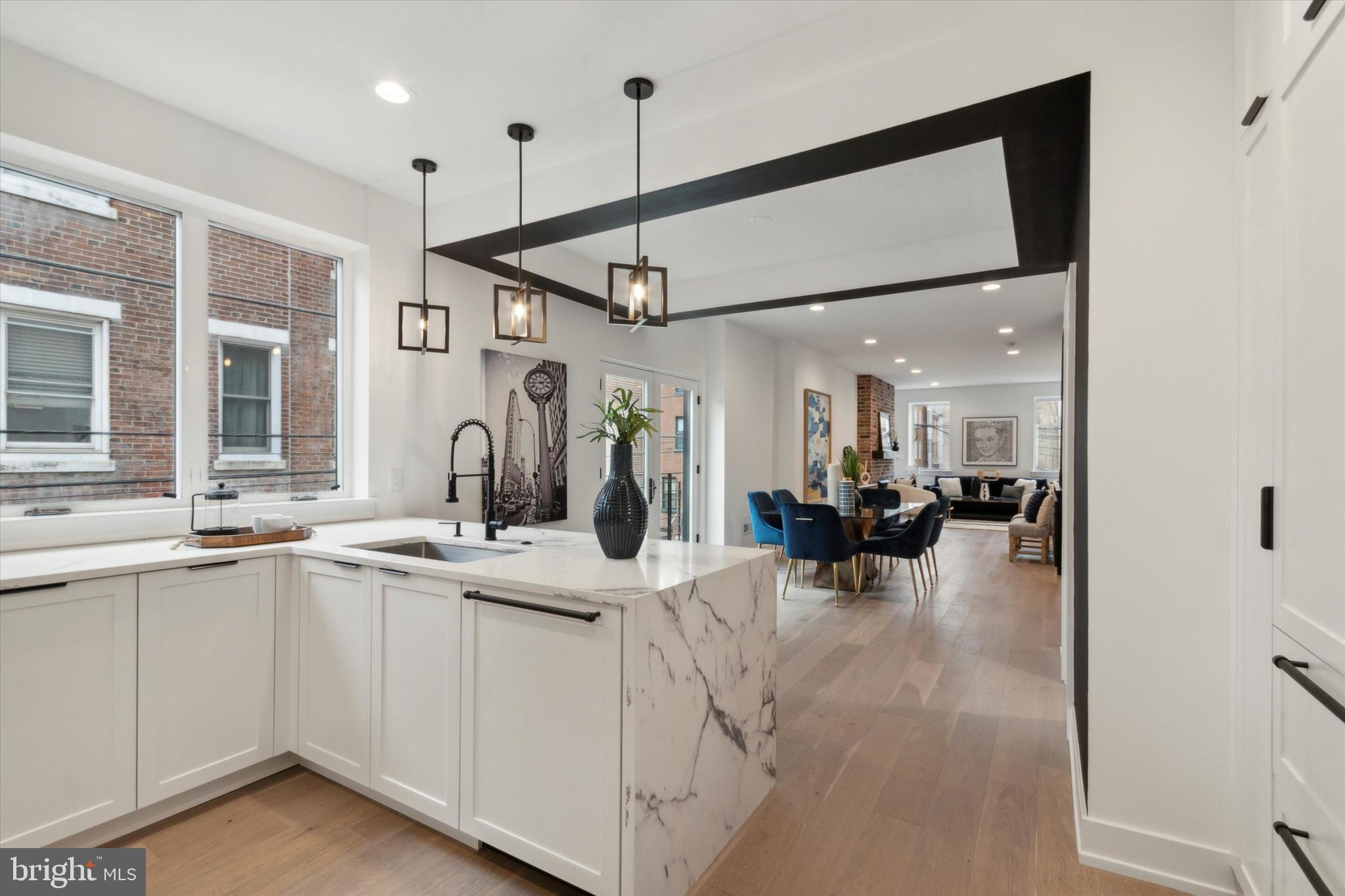 BELLA VISTA - Residential