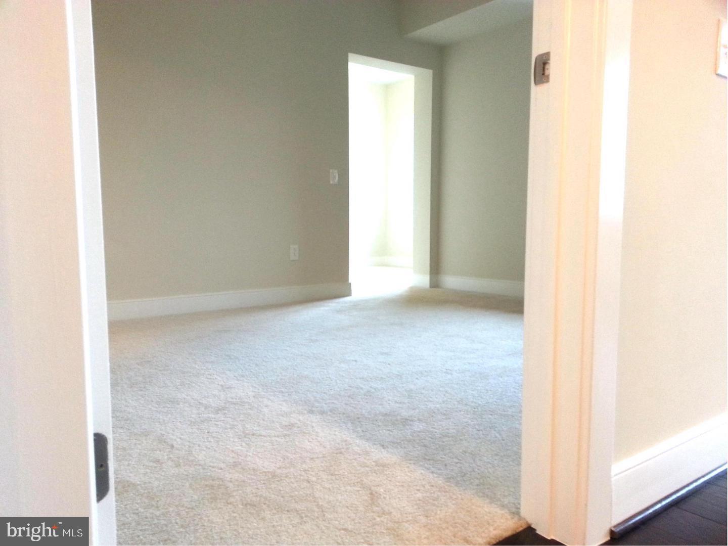 FLATS AT METROWEST - Residential Lease