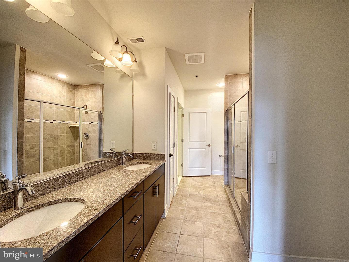 FLATS AT METROWEST - Residential Lease