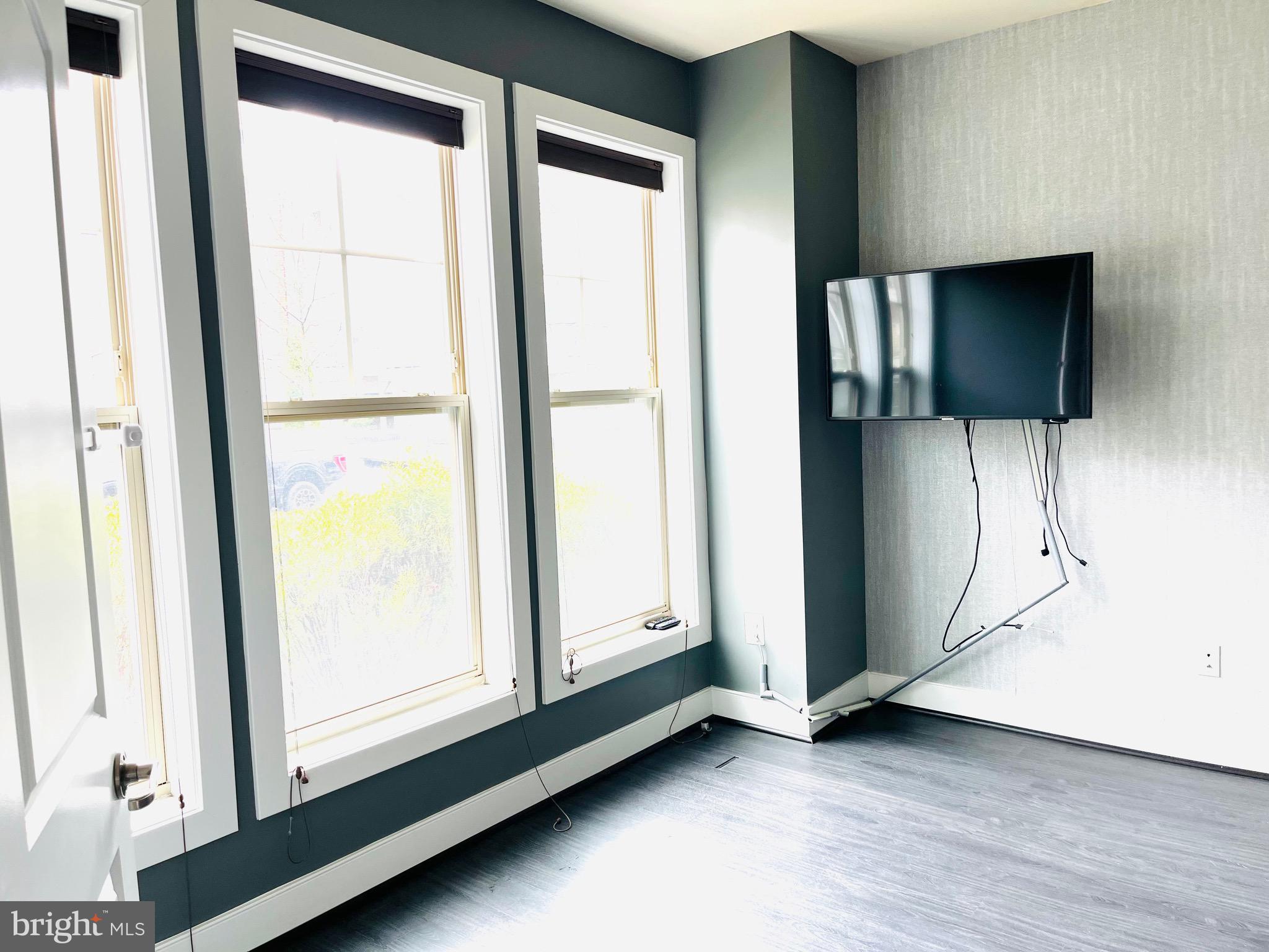 CROWN FARM - Residential Lease