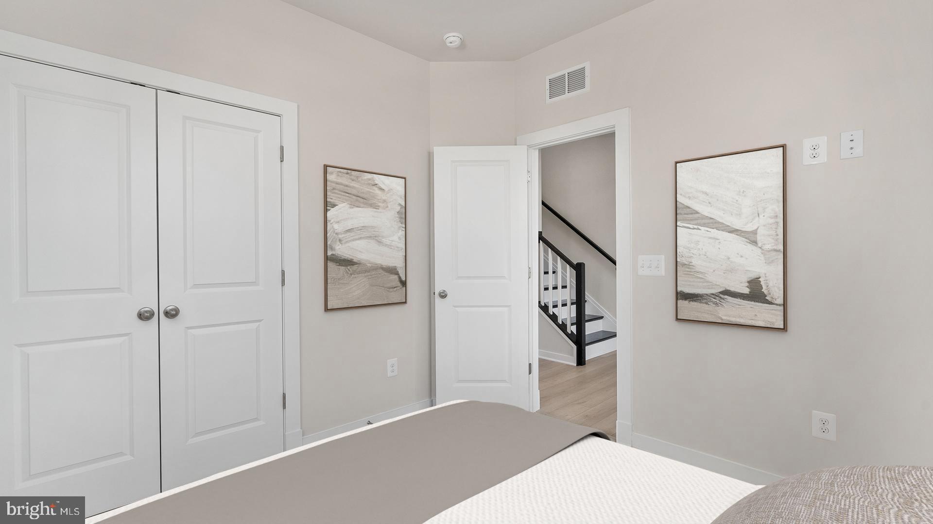 MARY'S LANDING - Residential