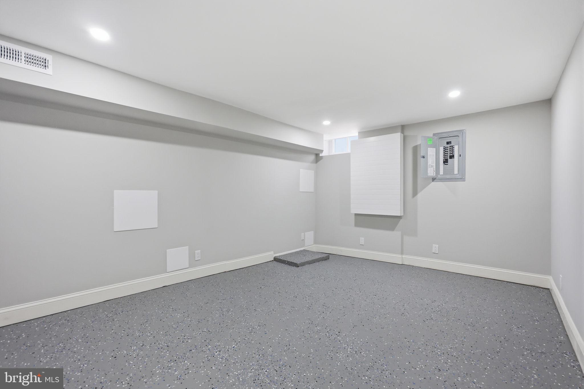 NEWBOLD - Residential