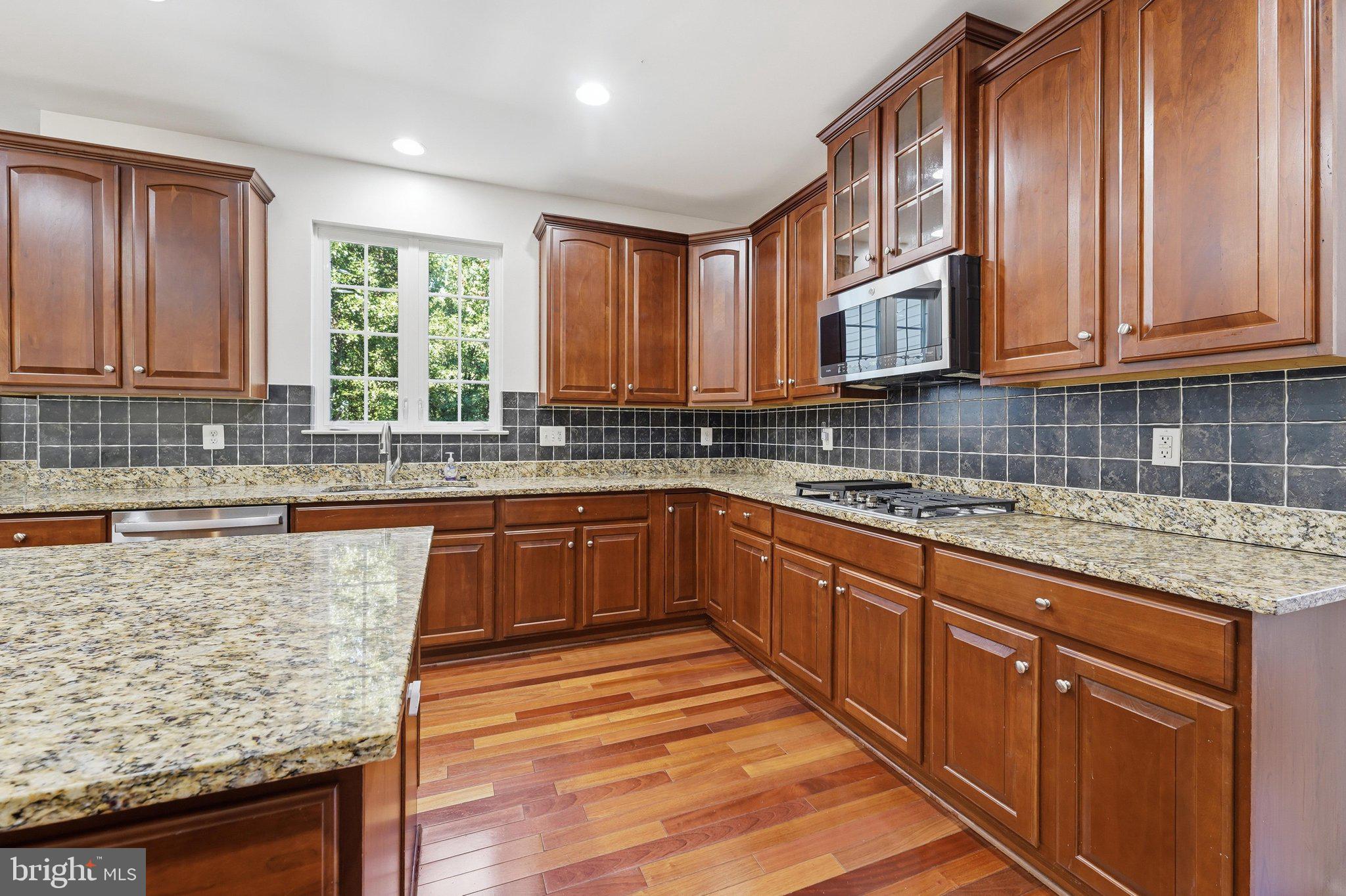 WALNUT RIDGE - Residential
