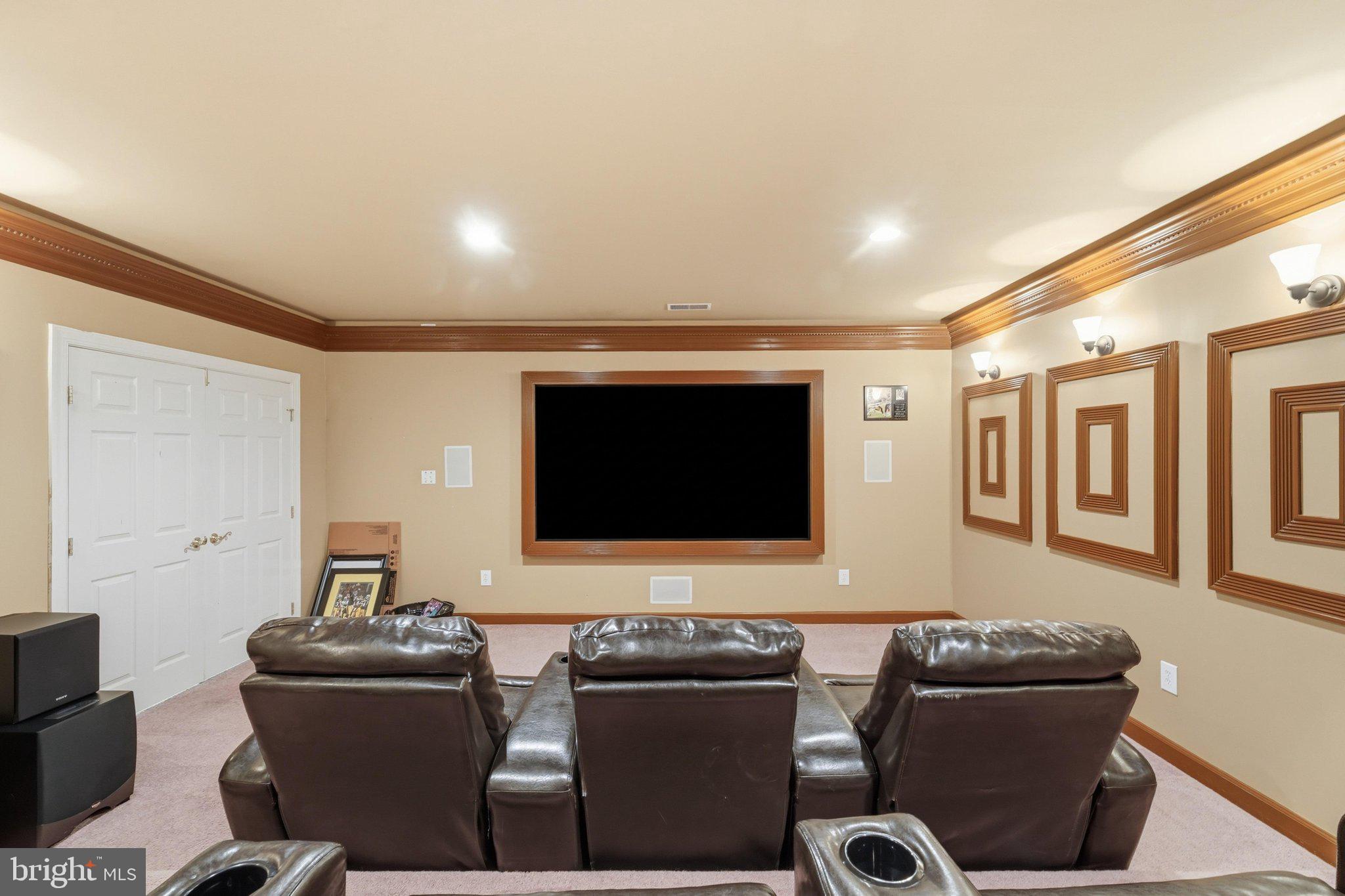 WALNUT RIDGE - Residential