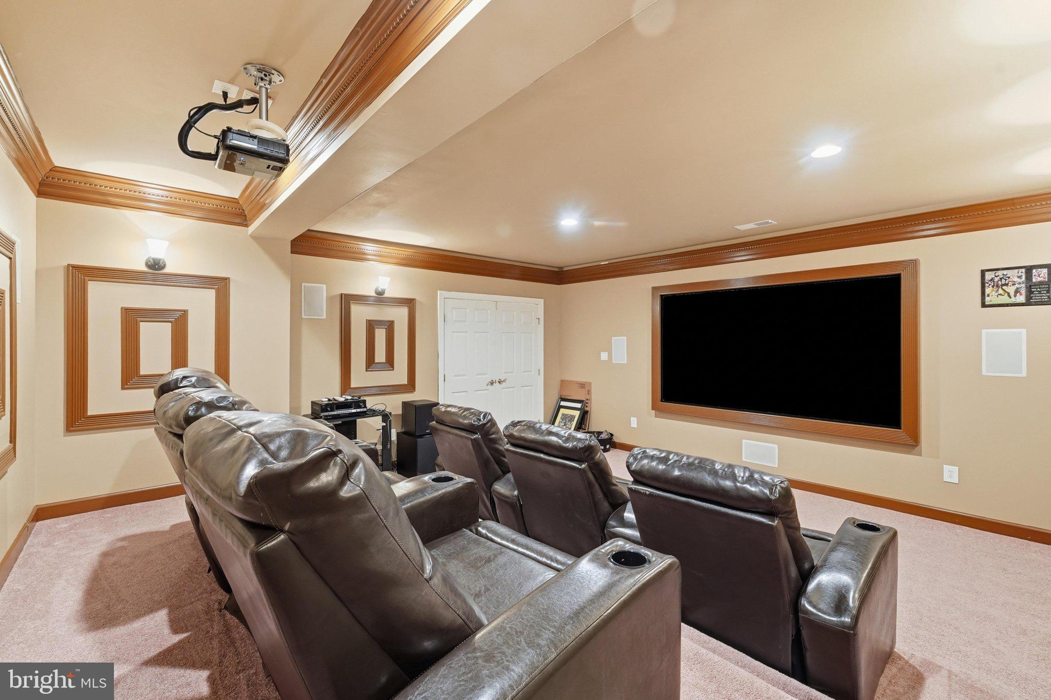 WALNUT RIDGE - Residential