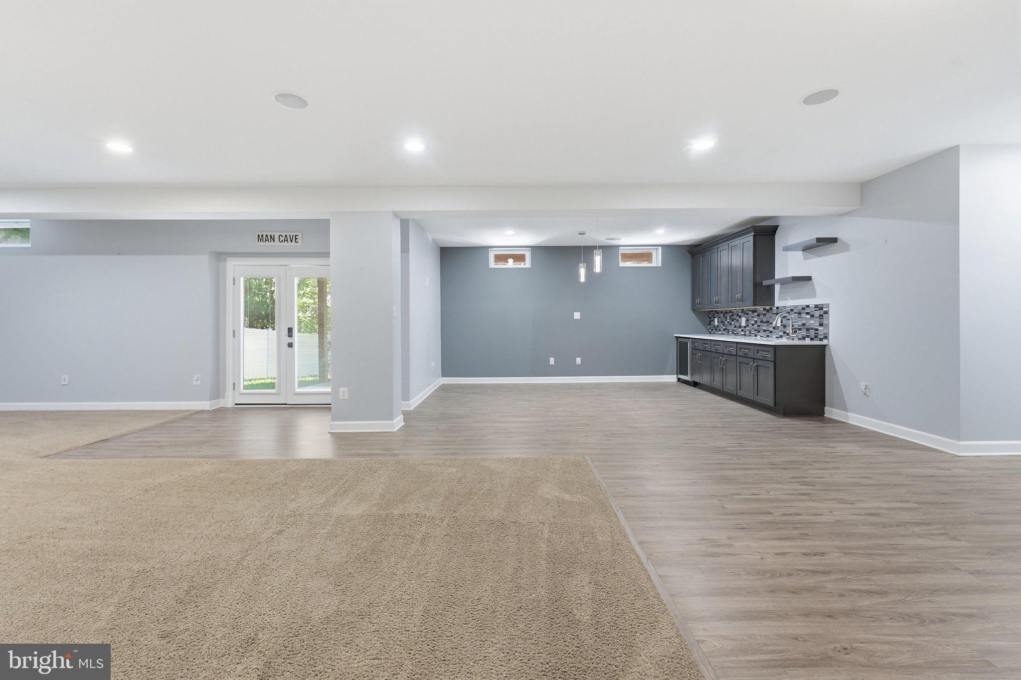 WALNUT RIDGE - Residential