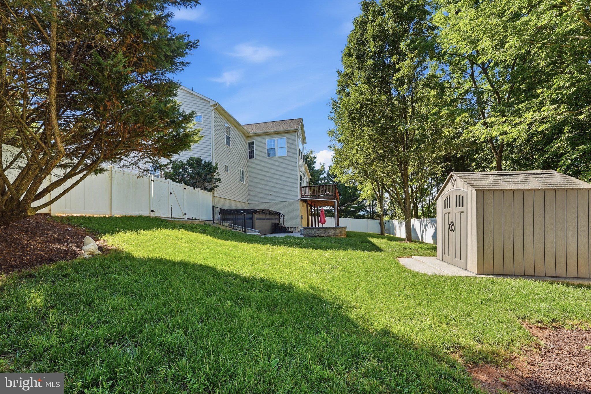 WALNUT RIDGE - Residential