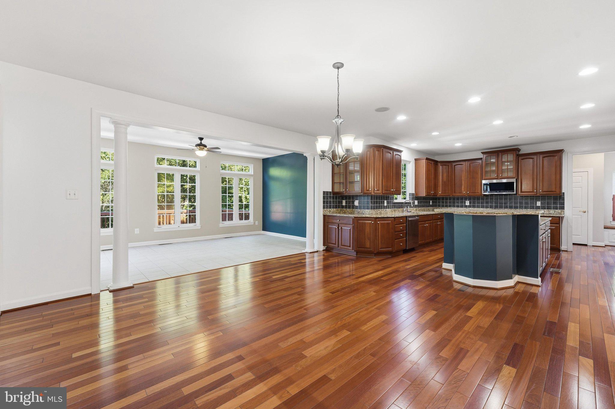 WALNUT RIDGE - Residential