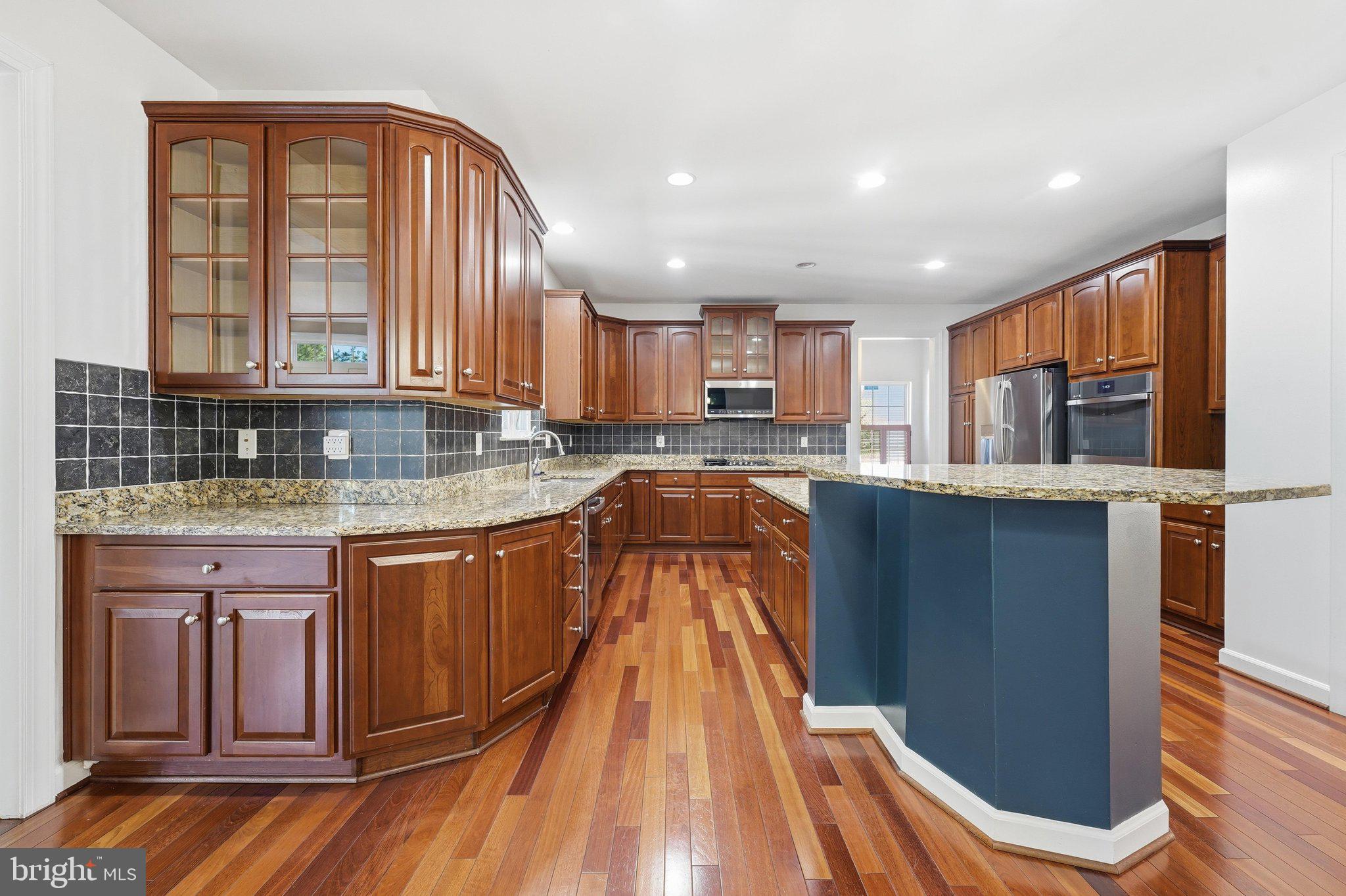 WALNUT RIDGE - Residential