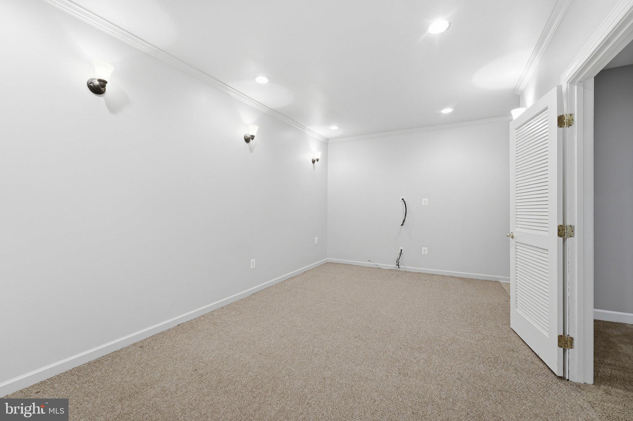 WALNUT RIDGE - Residential