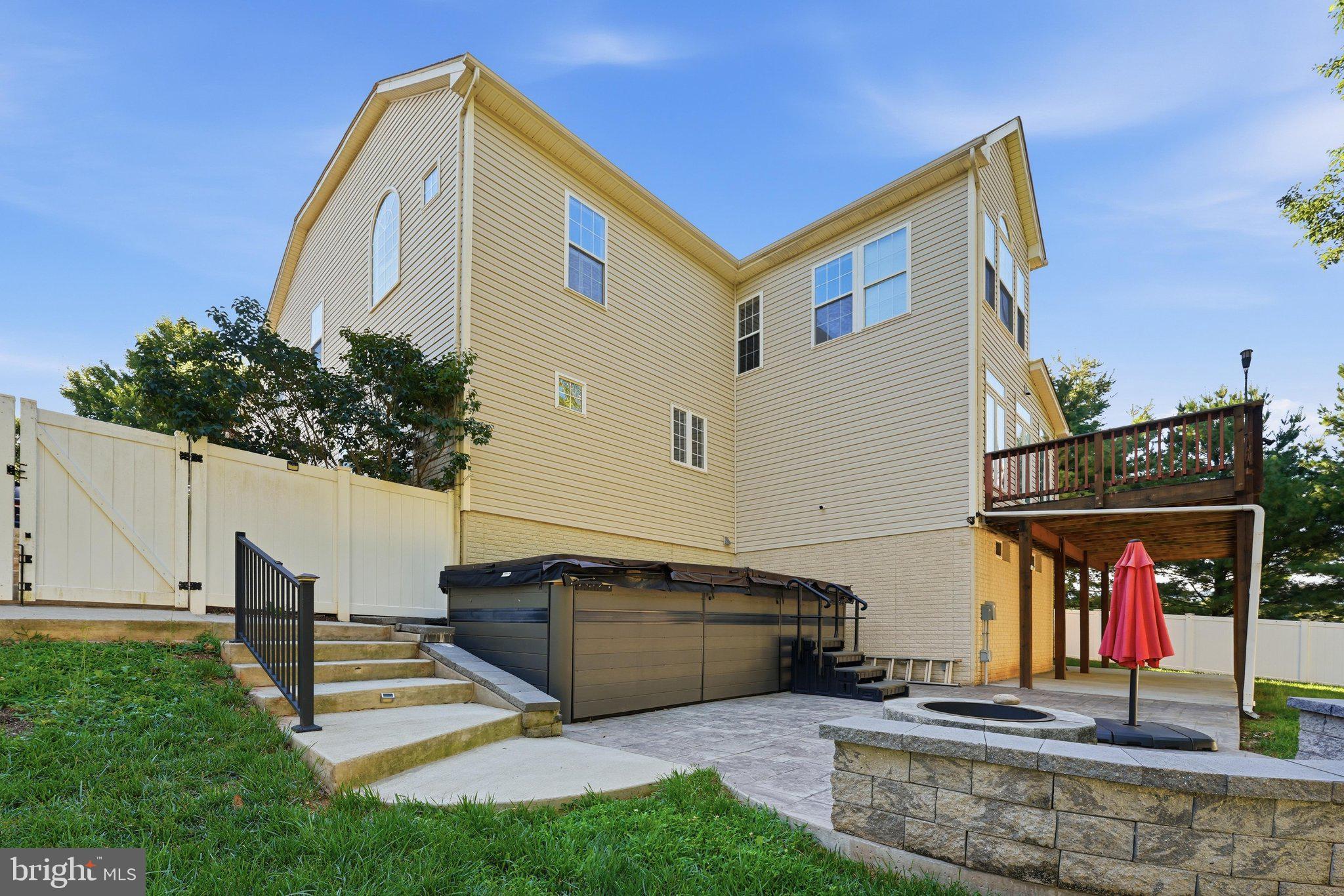 WALNUT RIDGE - Residential