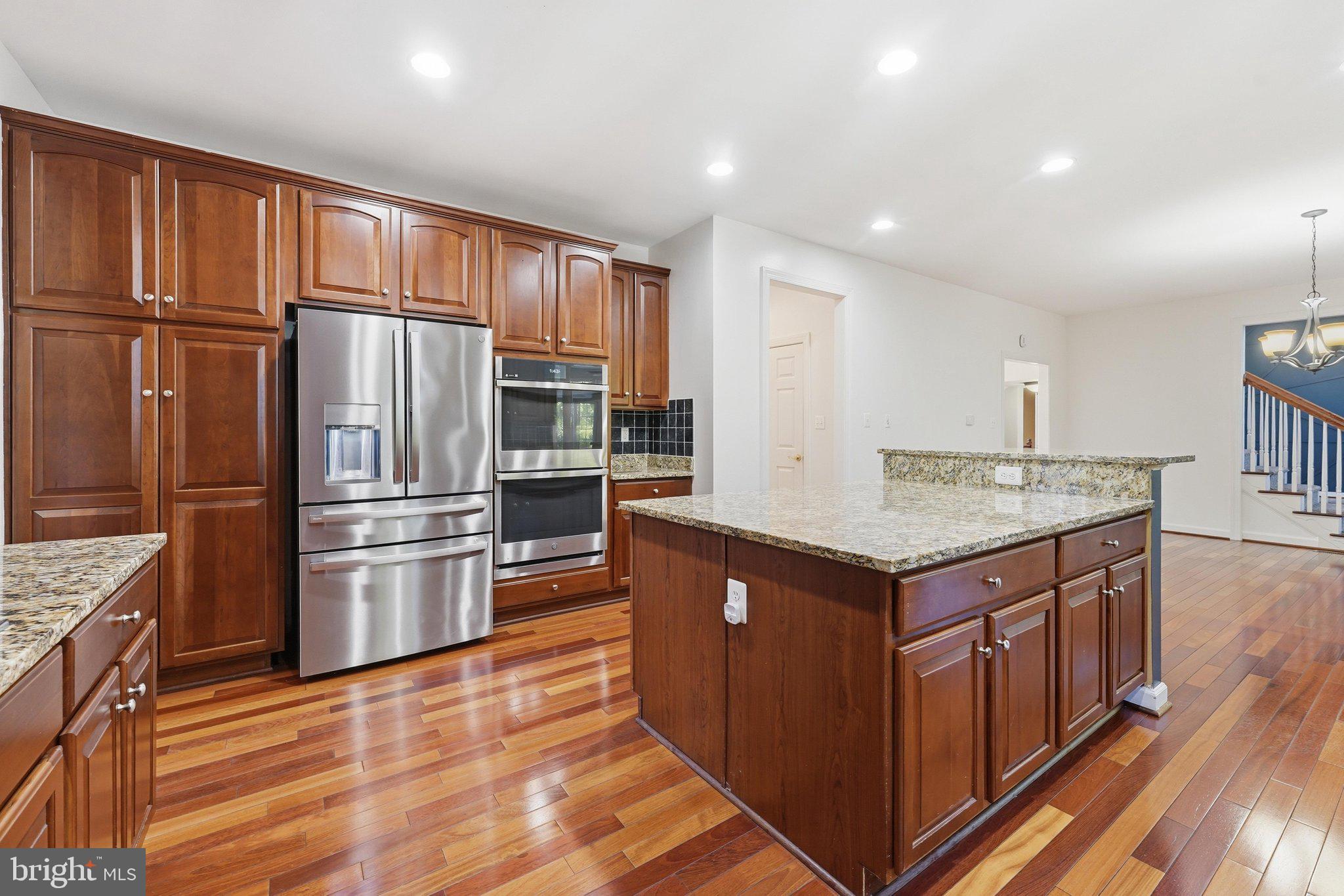 WALNUT RIDGE - Residential