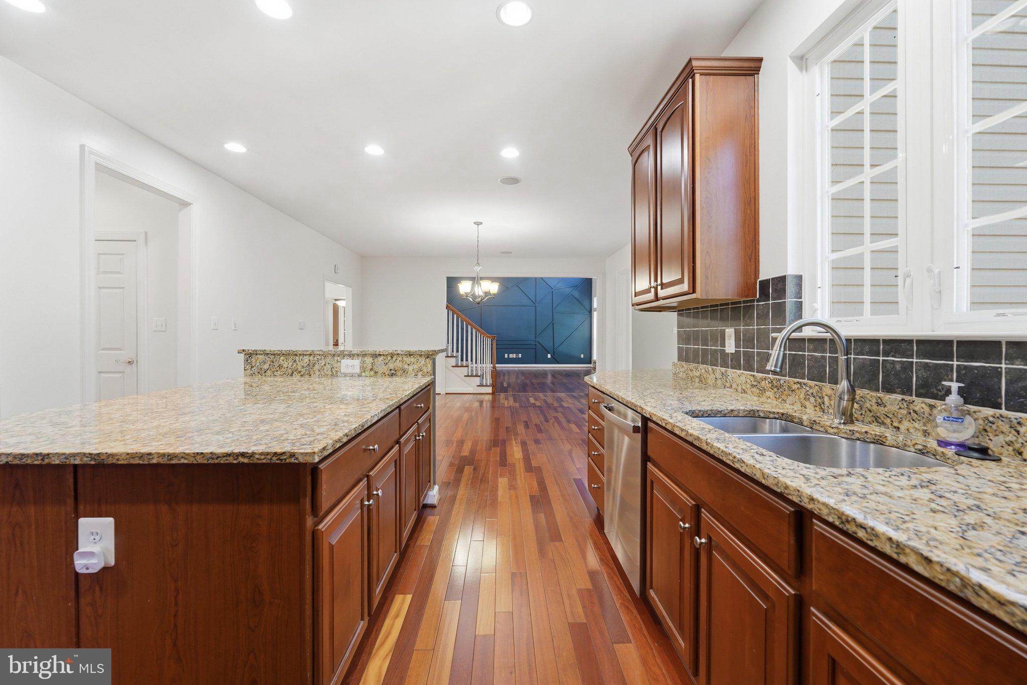 WALNUT RIDGE - Residential