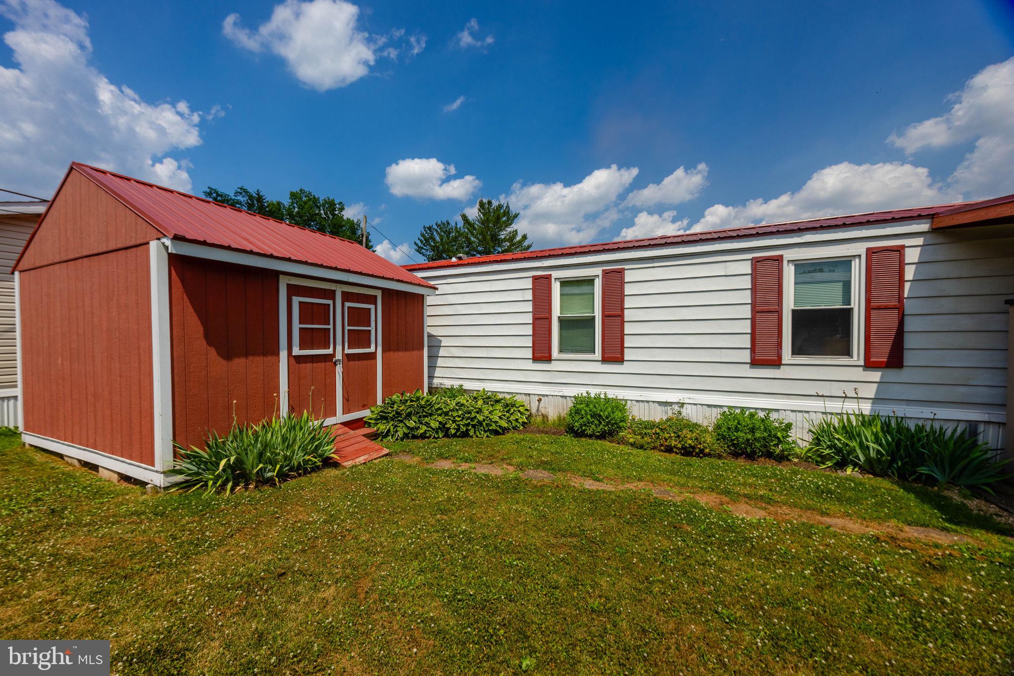 HEMLOCK ACRES - Residential