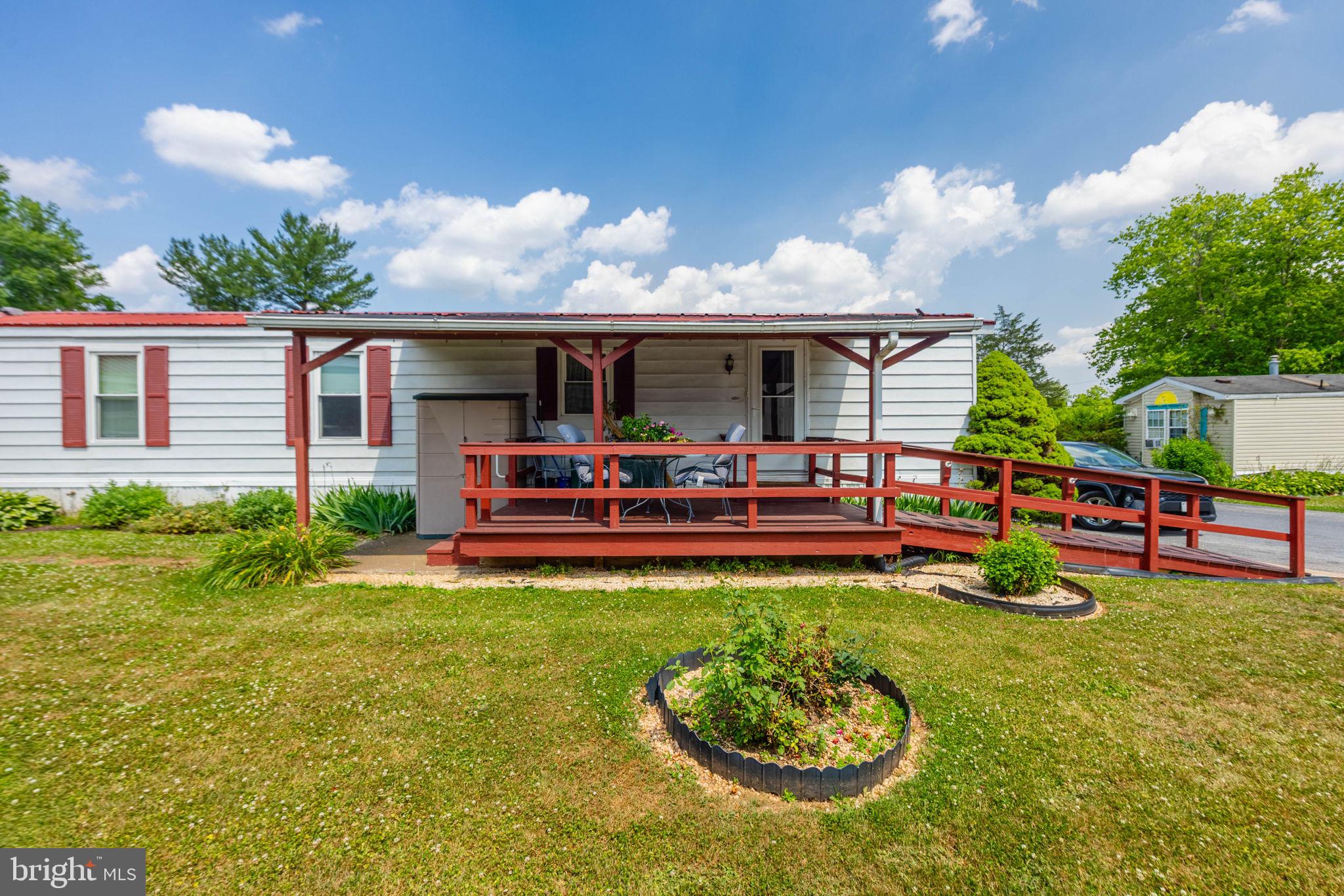 HEMLOCK ACRES - Residential