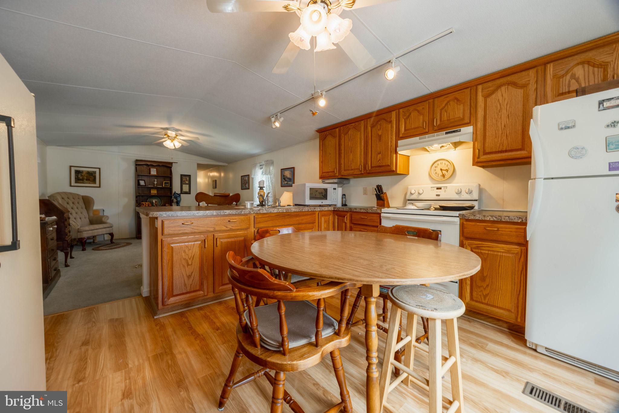 HEMLOCK ACRES - Residential