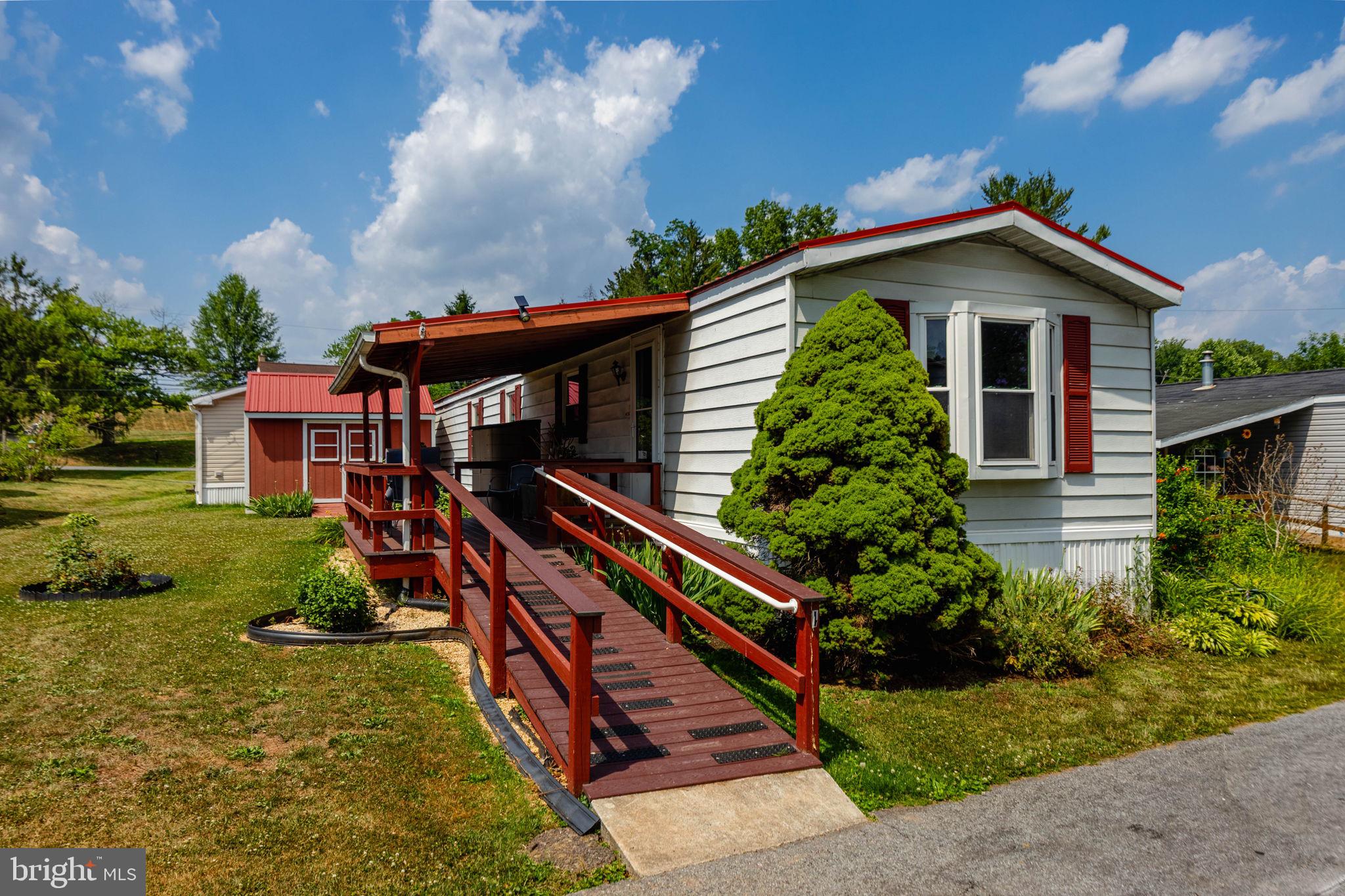 HEMLOCK ACRES - Residential